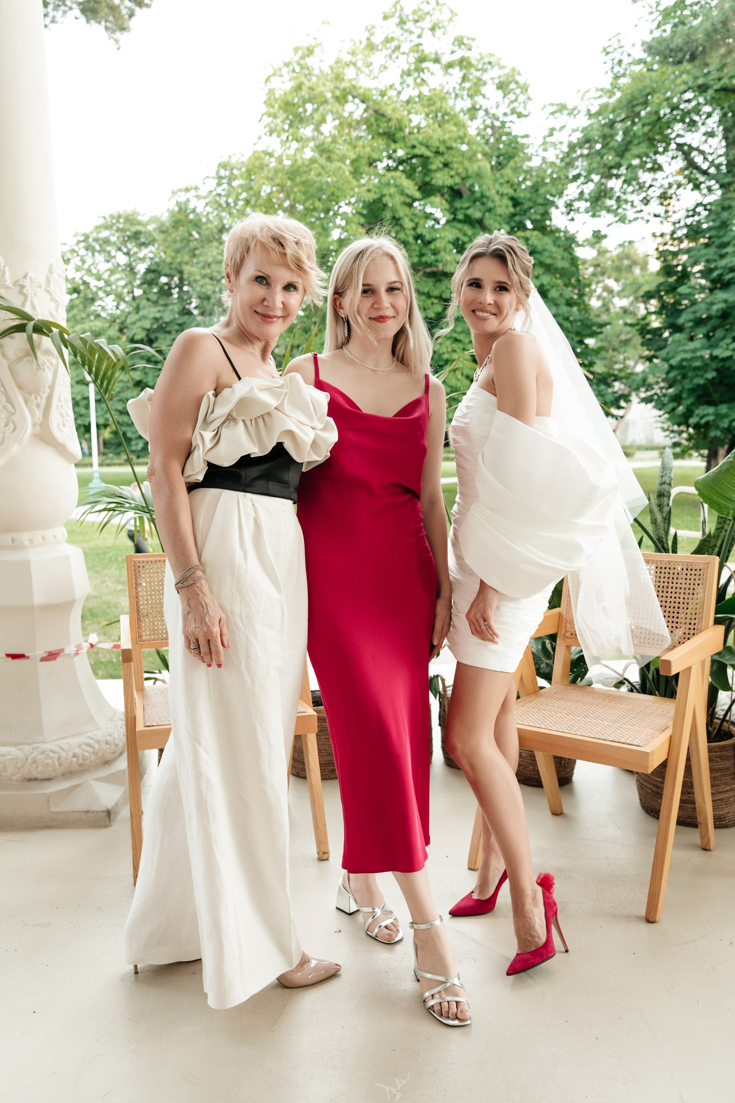 Ресторан Домик в саду, ВДНХ. Свадебный фотограф Москва Александра Аверкова