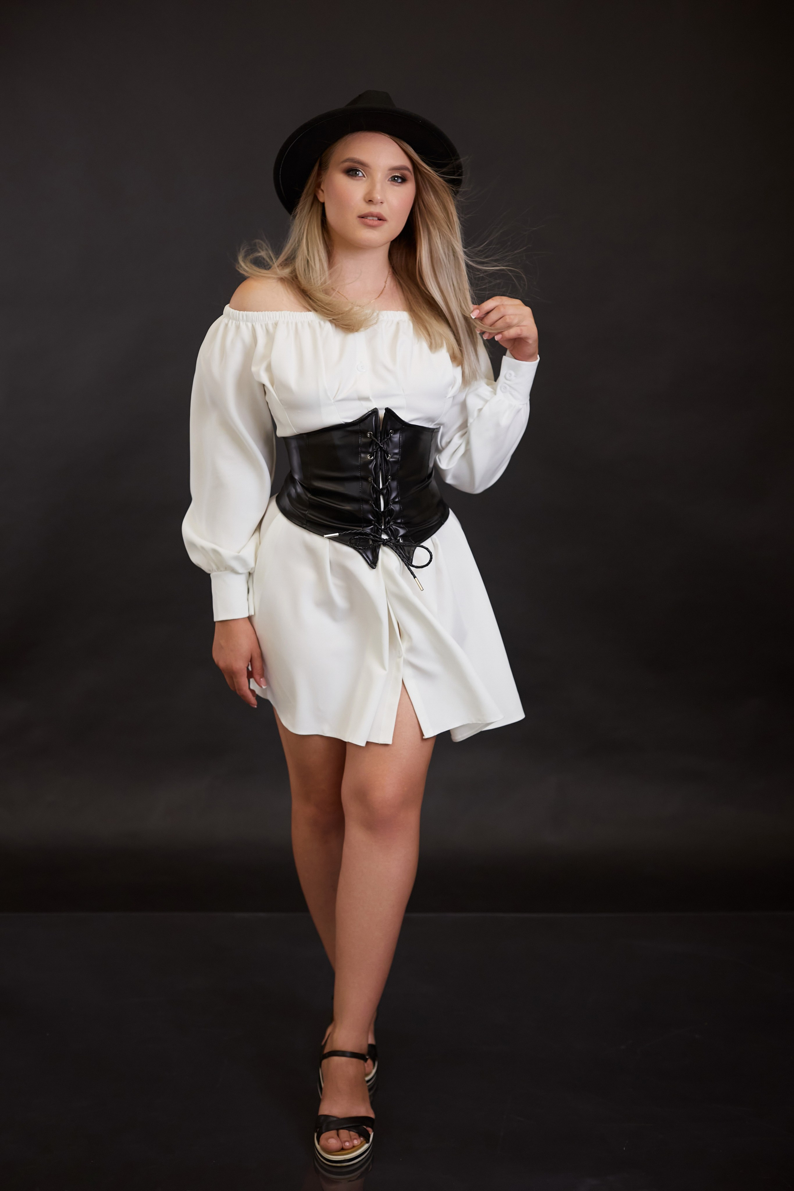 Светлая Светлана. Свадебный и креативный фотограф в ЮФО и МСК