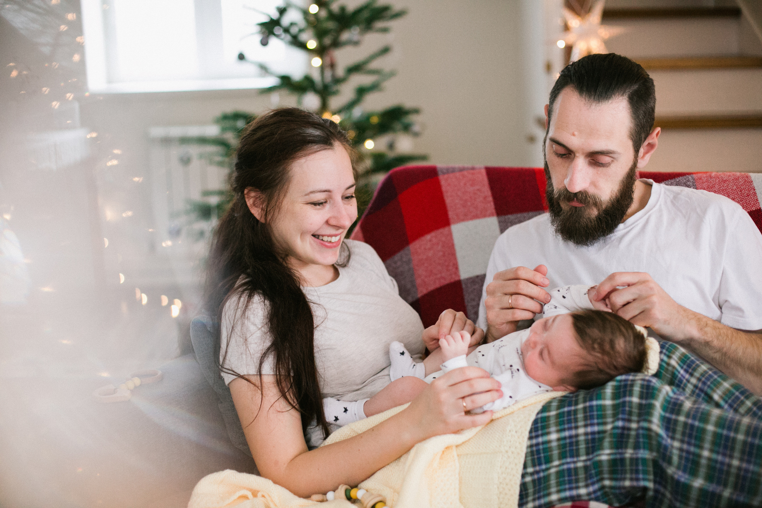 Антон, Тоня и Варя. Главная