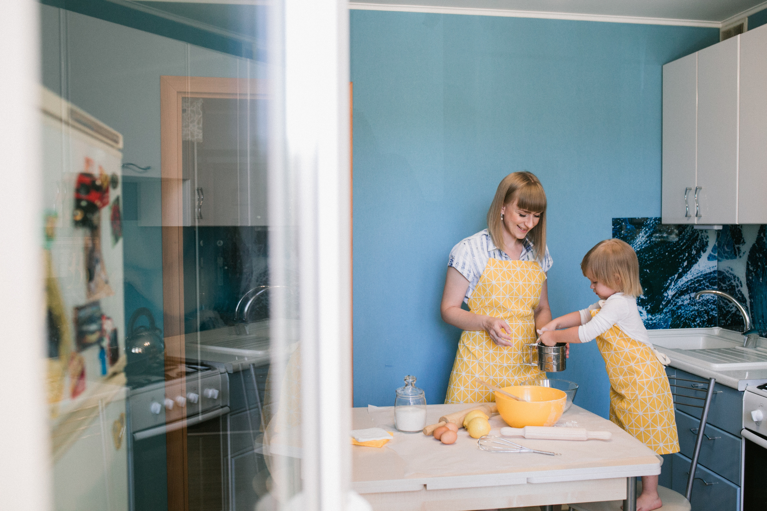 С мамой. Главная