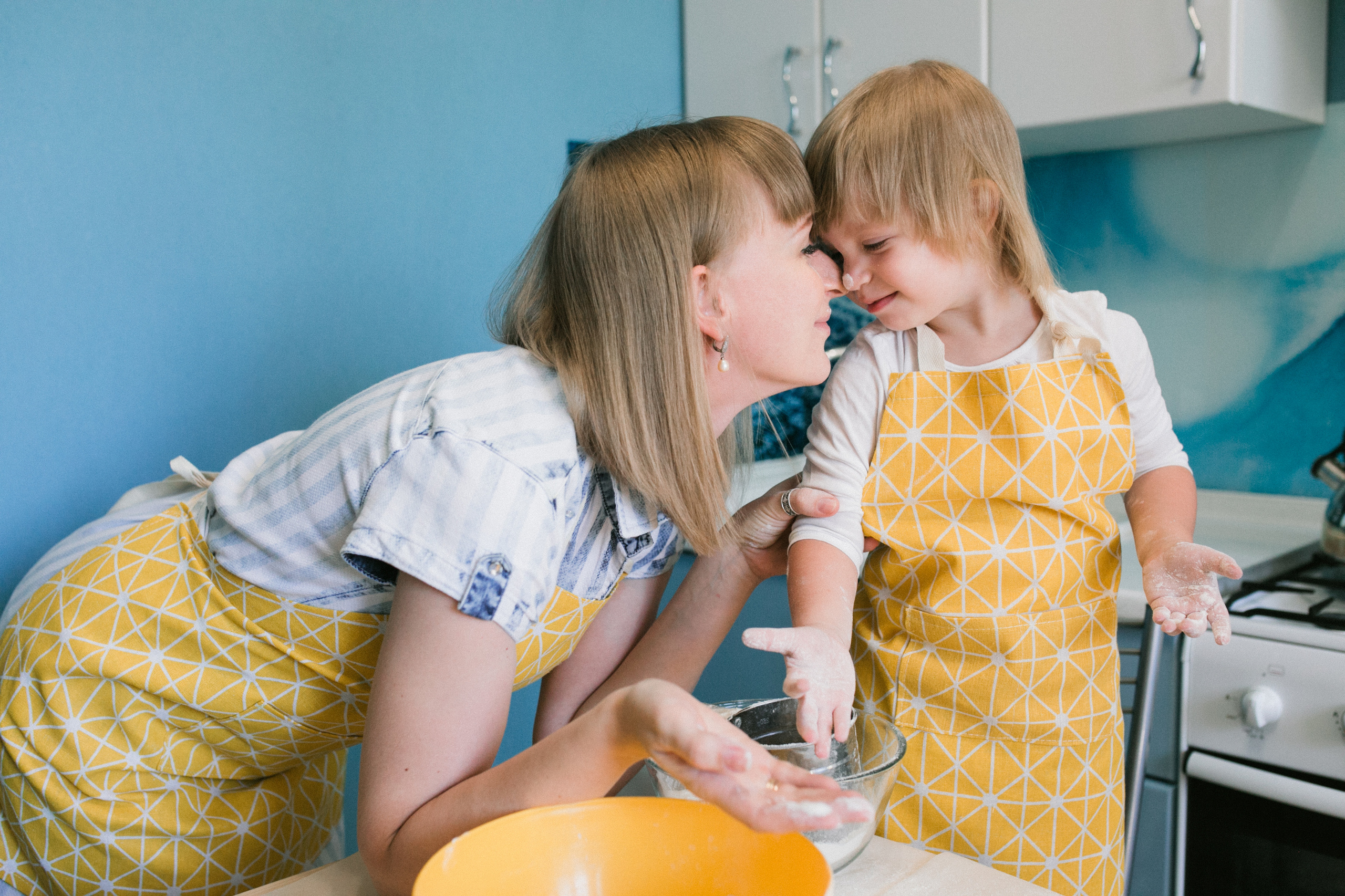 С мамой. Главная