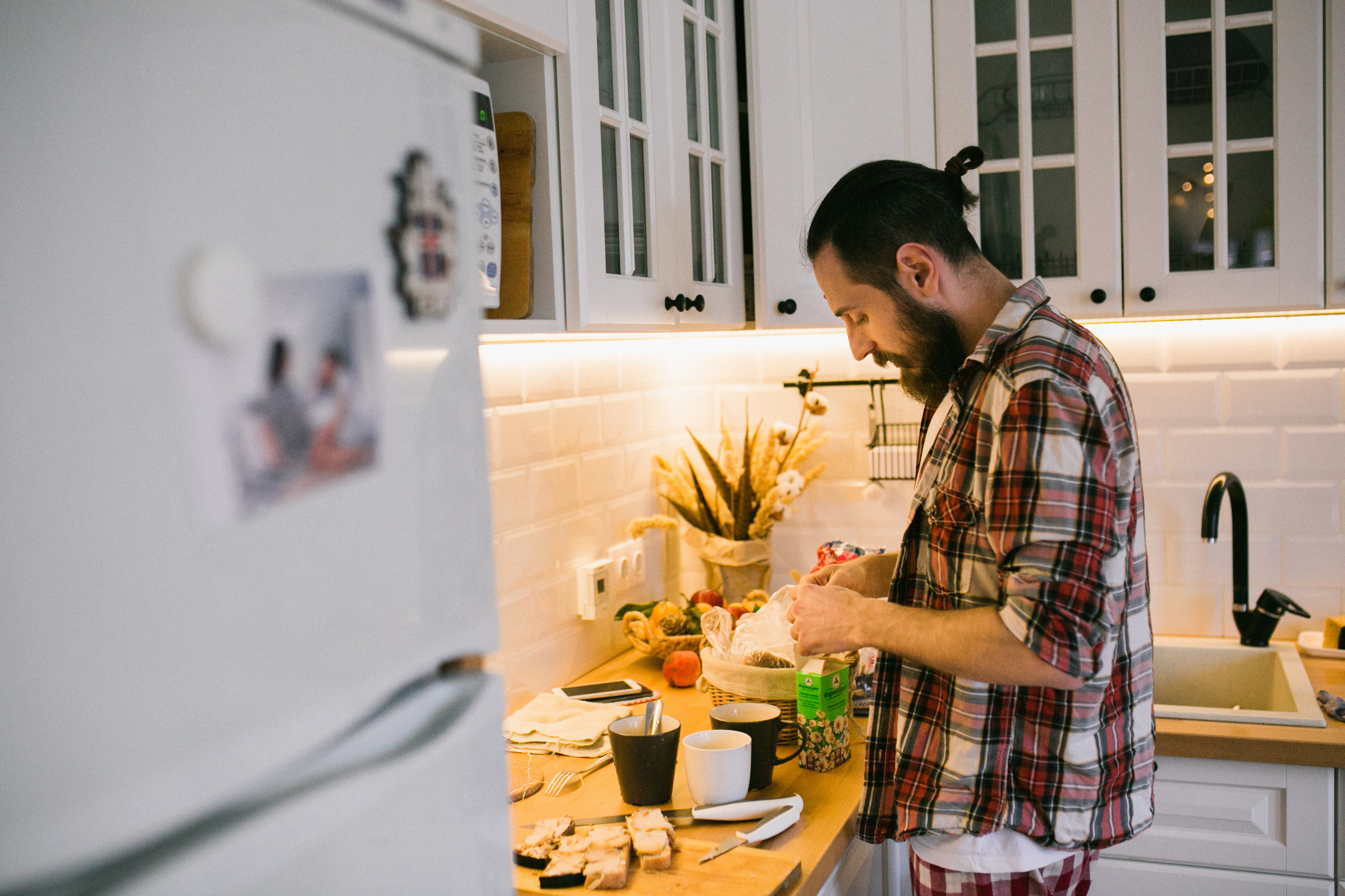Антон, Тоня и Варя. Главная
