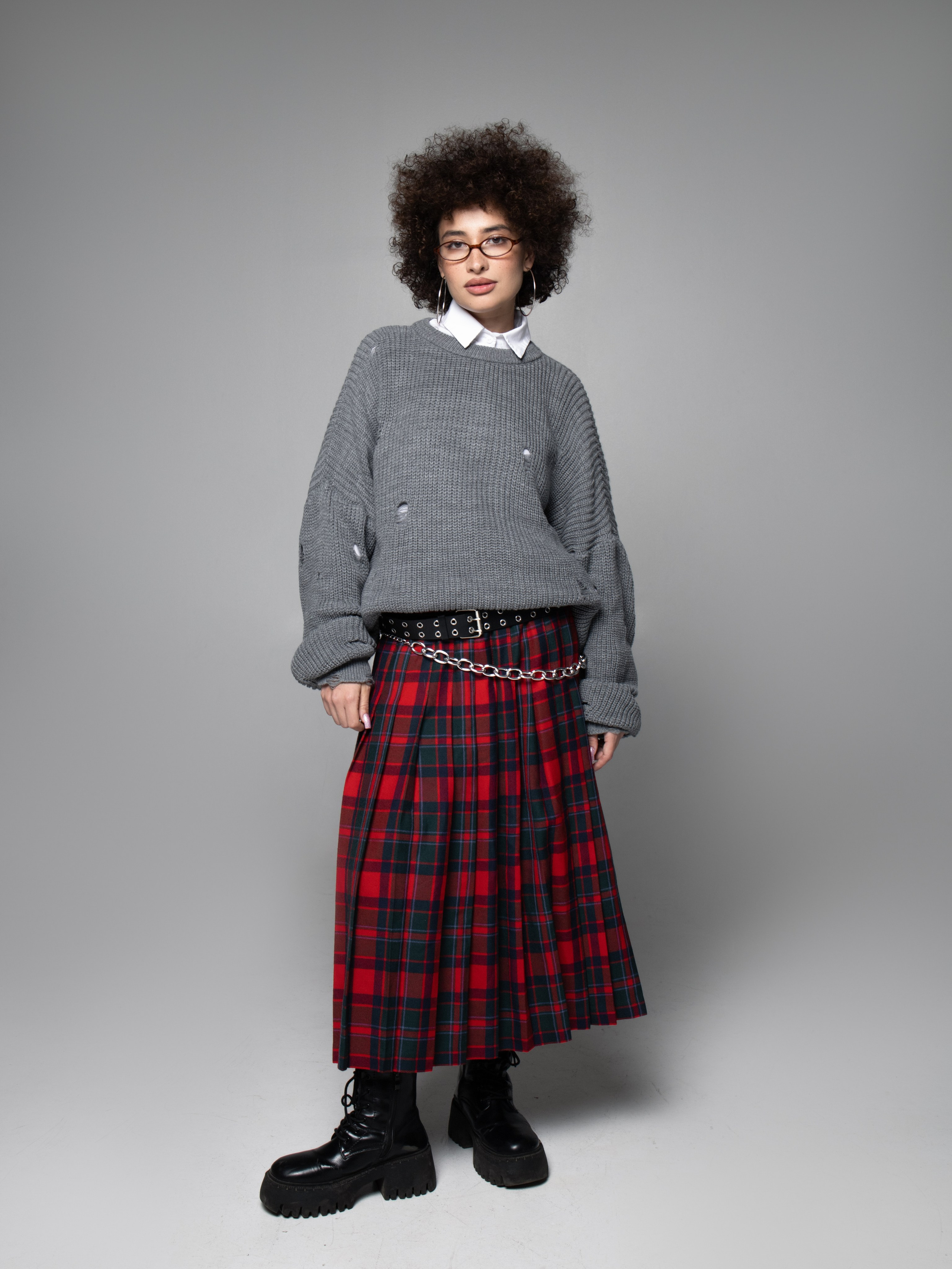 КАТАЛОГ | серый фон. RUNA production — стильные съемки для брендов