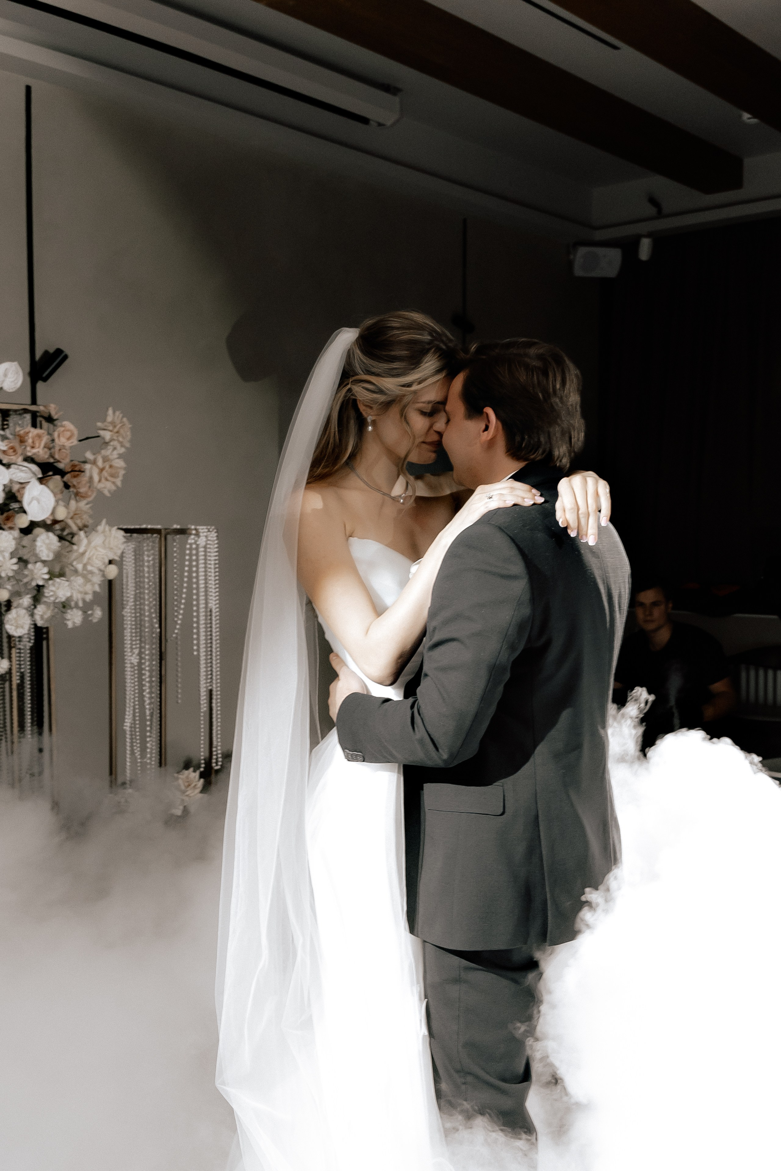 Свадьба «Парк Горького» Артём-Юлия. Свадебный/Портретный фотограф снимаю в Москве