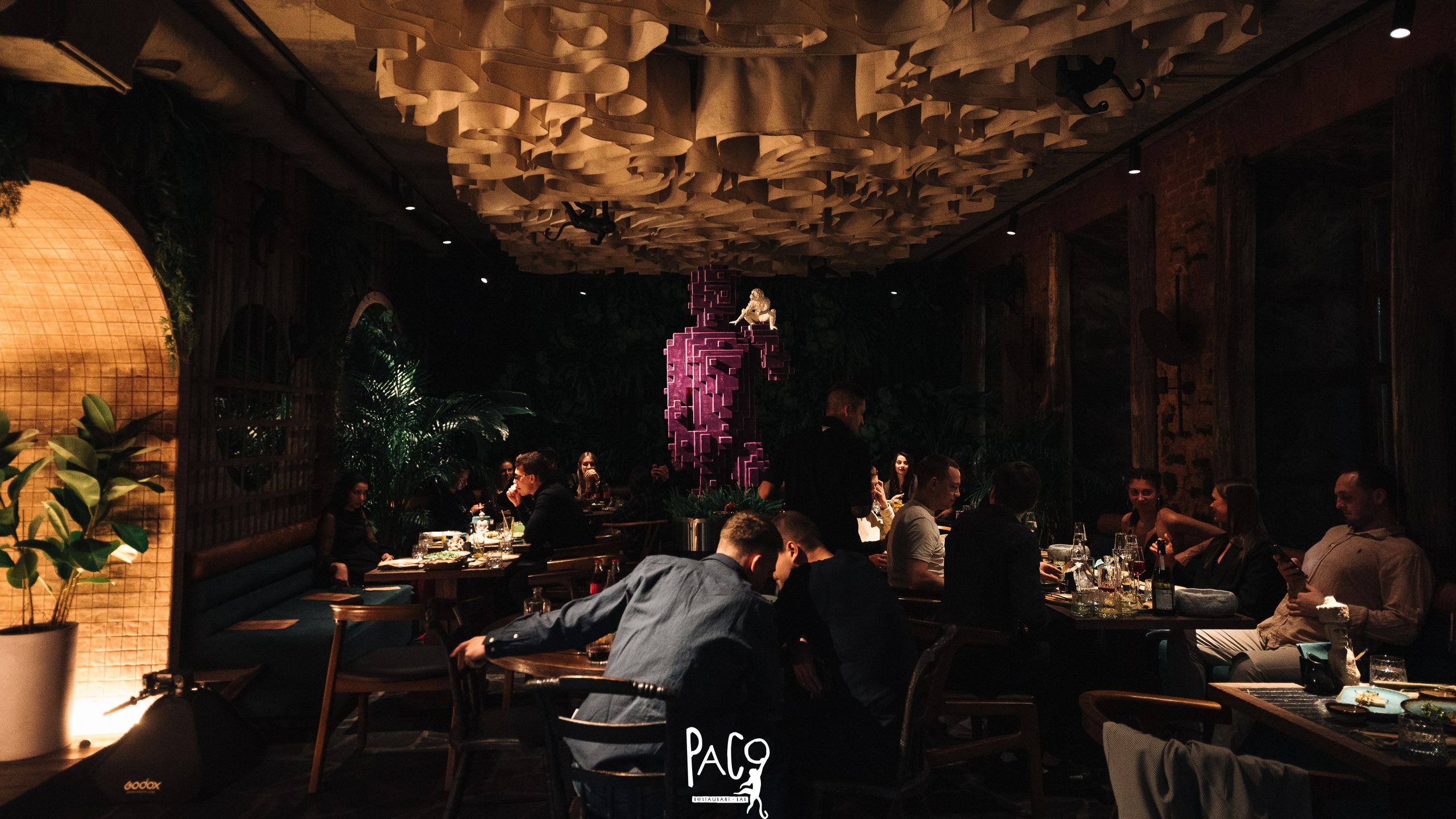 Ночные Клубы, бары, рестораны. Свадебный и репортажный фотограф