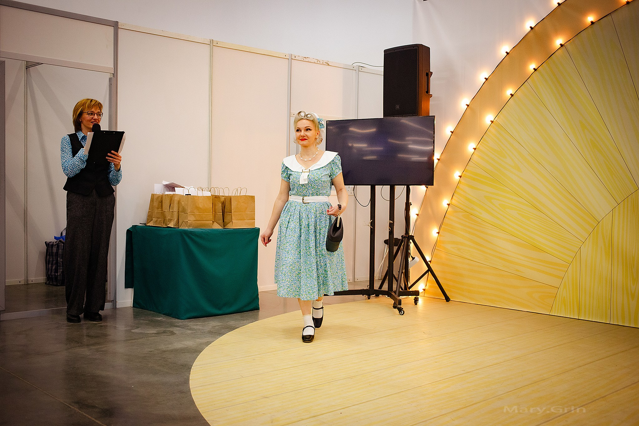 Показ моды 40х лет. Православная ярмарка 2025. Детский и семейный фотограф, фотограф мероприятий Нижний Новгород