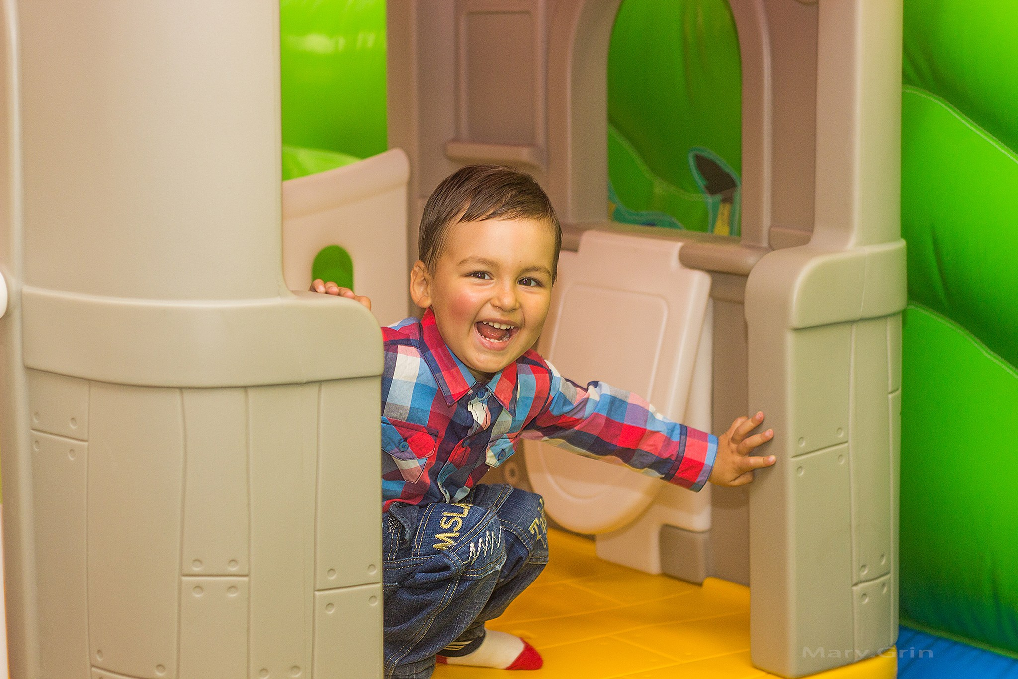 День рождения в стиле свинки Пеппа в Изумрудном городе. Детский и семейный фотограф, фотограф мероприятий Нижний Новгород