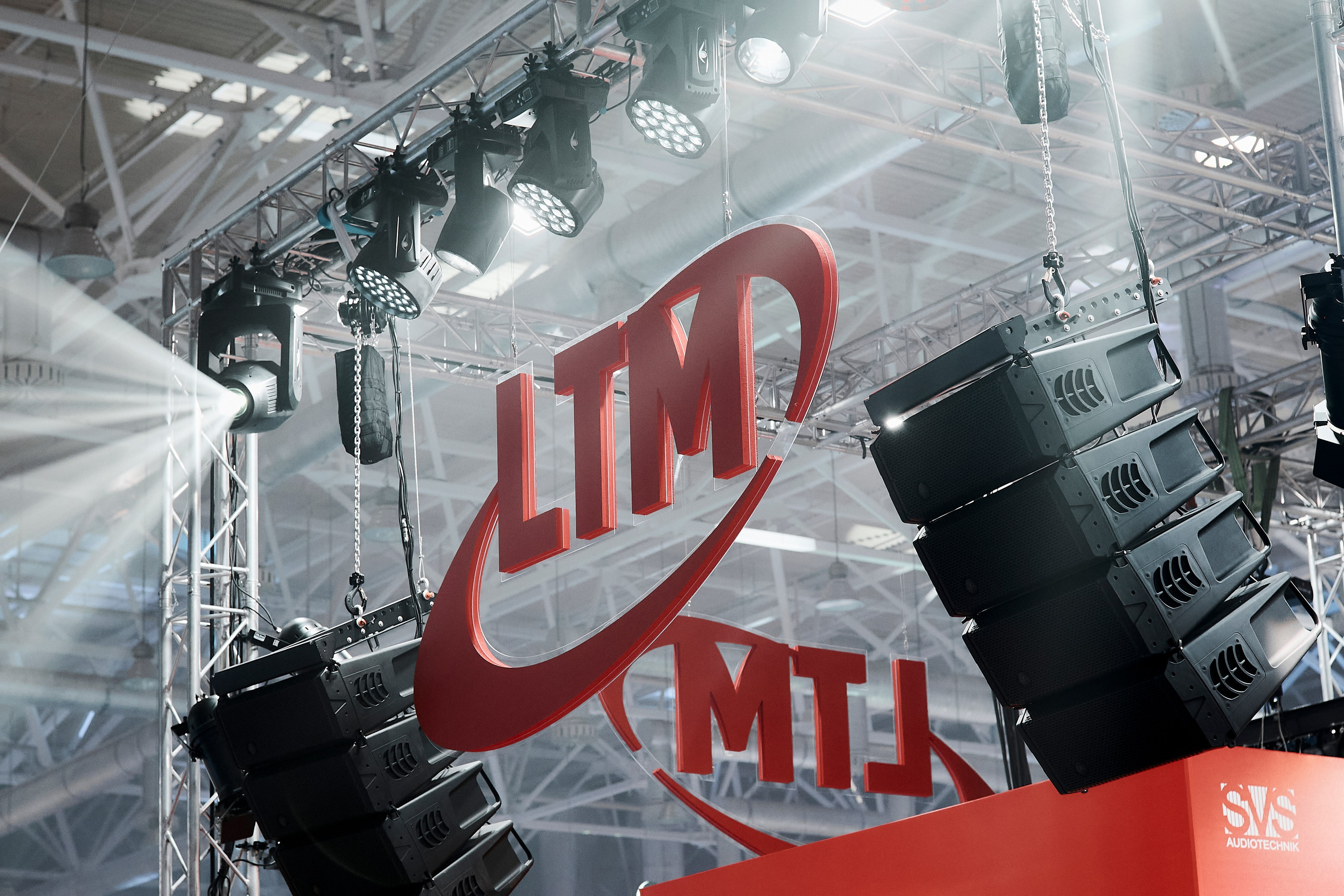 Репортажный фотограф на праздник и корпоратив в Москве, Домодедово, Видное, Подольск