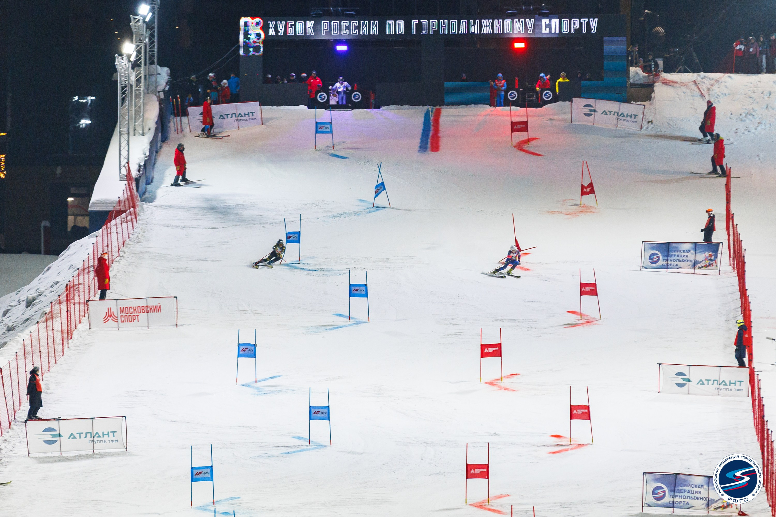 Кубок России по горнолыжному спорту: параллельный слалом 2026. GRISHAFOMIN Фотограф