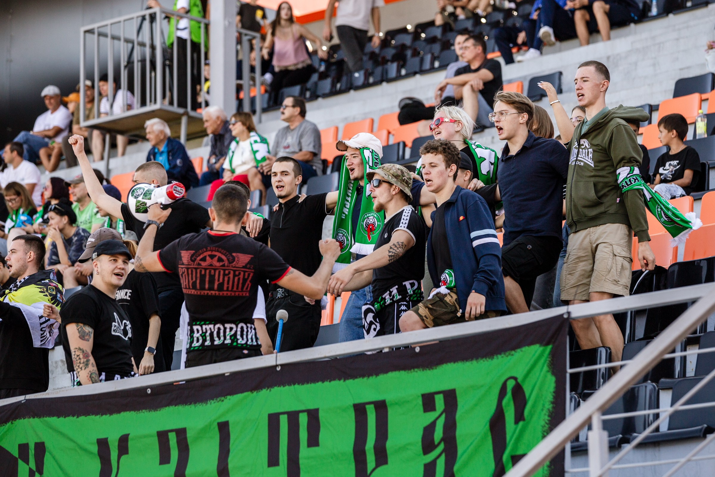 Первенство России по футболу LEON-Вторая лига Б | ФК Иркутск — Чертаново (Москва) | 24.08.25. Фотограф в Иркутске Евгения Айвазова