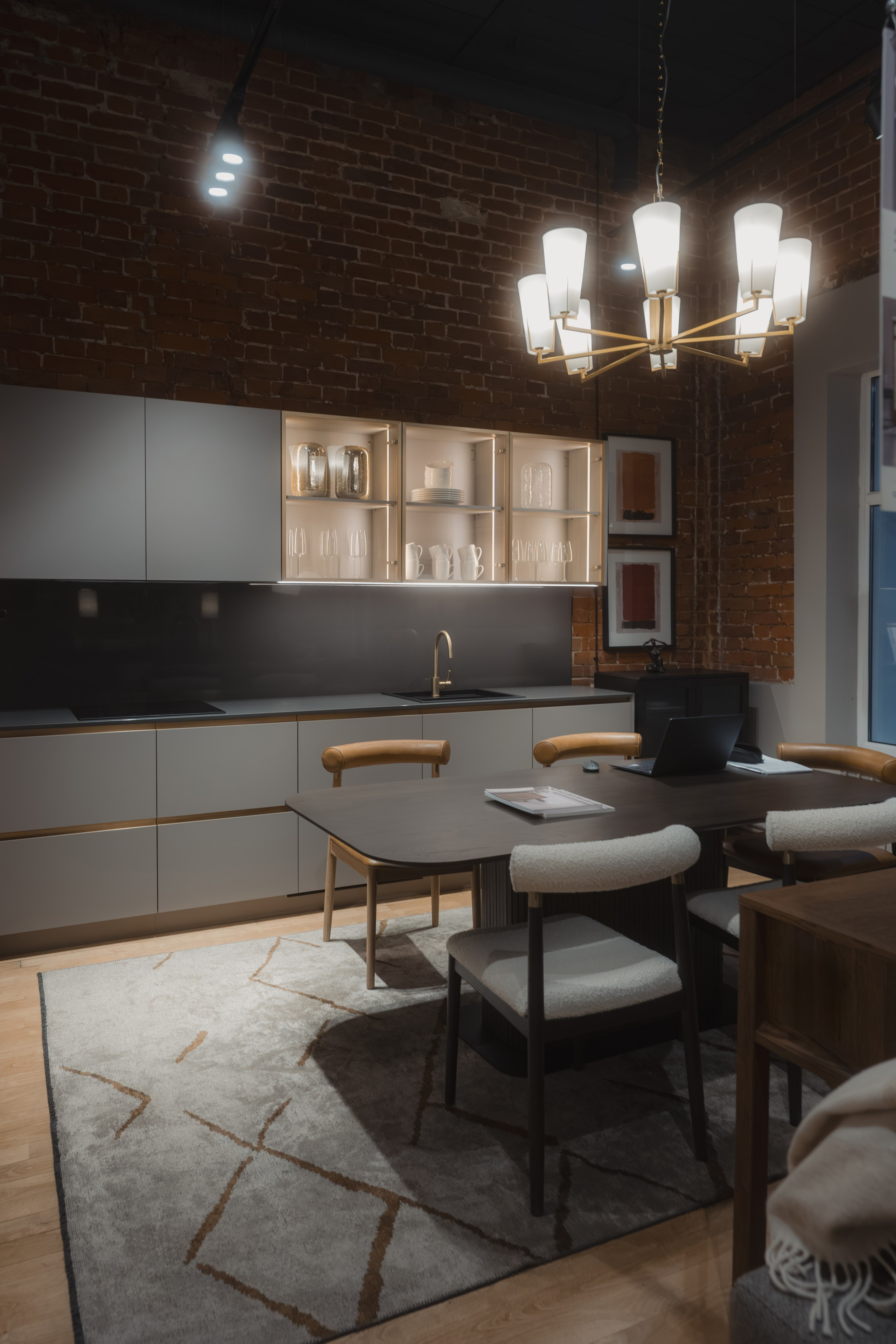 Интерьерная фотосъемка для мебельного магазина DANTONE HOME