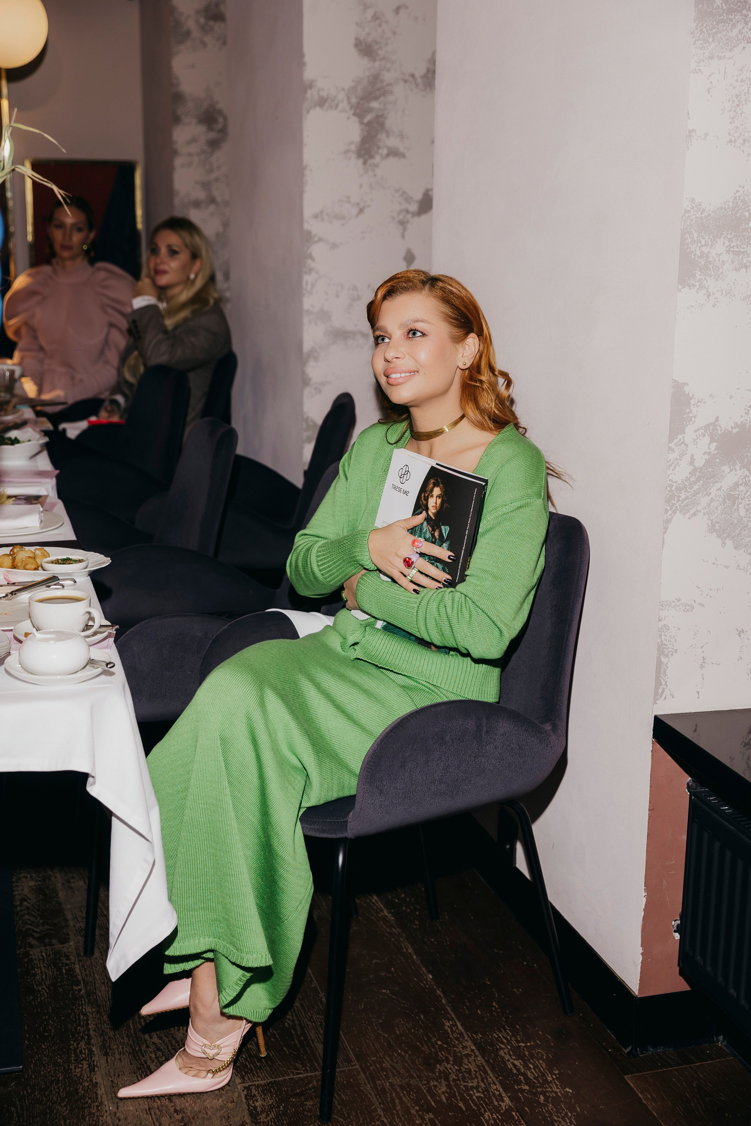 Лина Дембикова & the VOICE Shopping, Rocky2. «Птичка на проводе»: информационный портал в Москве