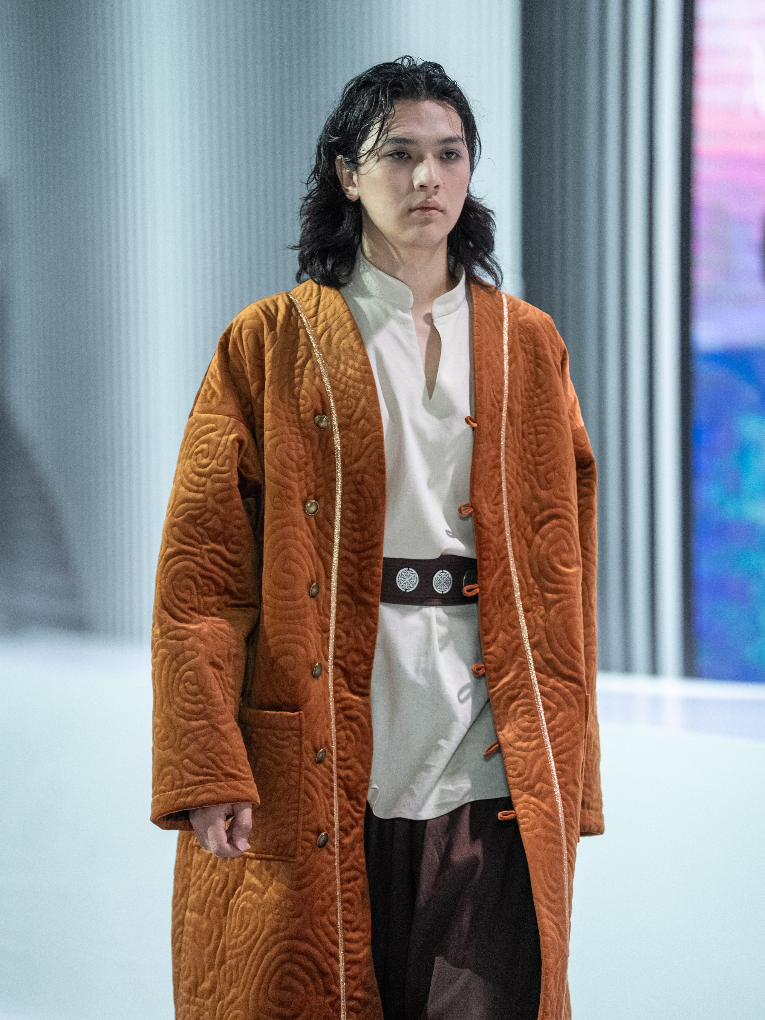 Brand AINASH QARA. Сайт Алматинского НЮ АРТ, будуар и фэшн фотографа Дениса Карпенко