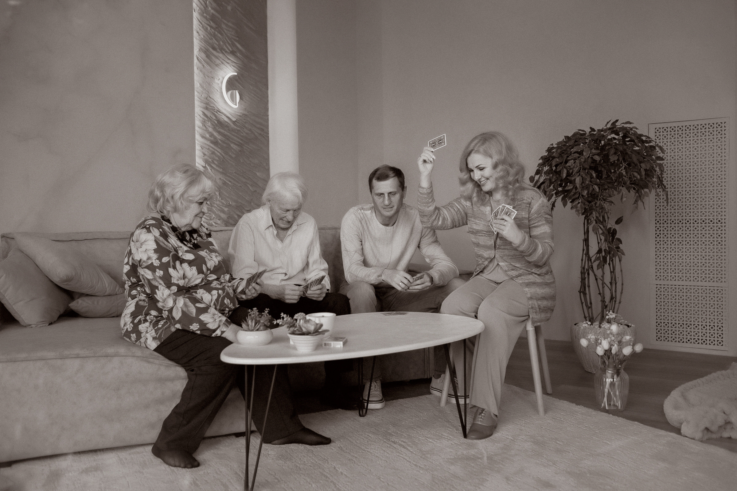 Фотосессия большой семьи в студии. Фотограф женский и мужской портрет Санкт-Петербург