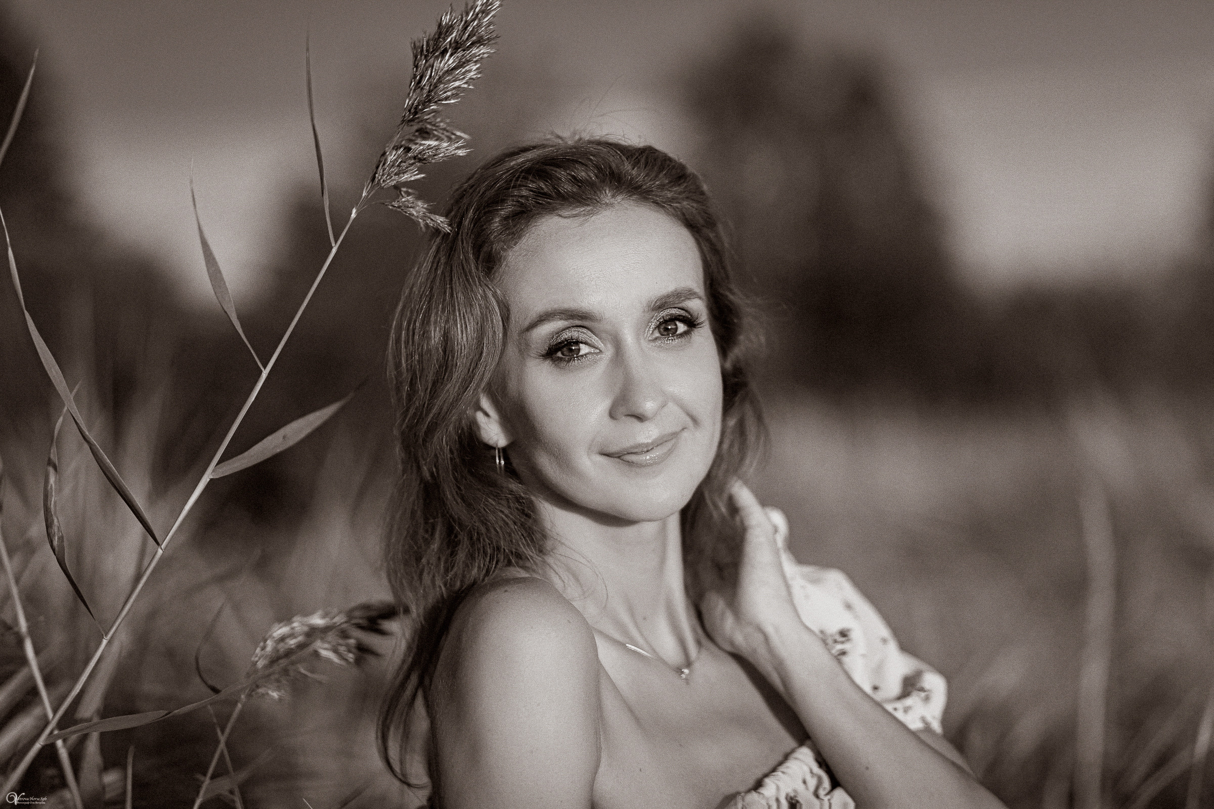 Оля и залив. Фотограф женский и мужской портрет Санкт-Петербург