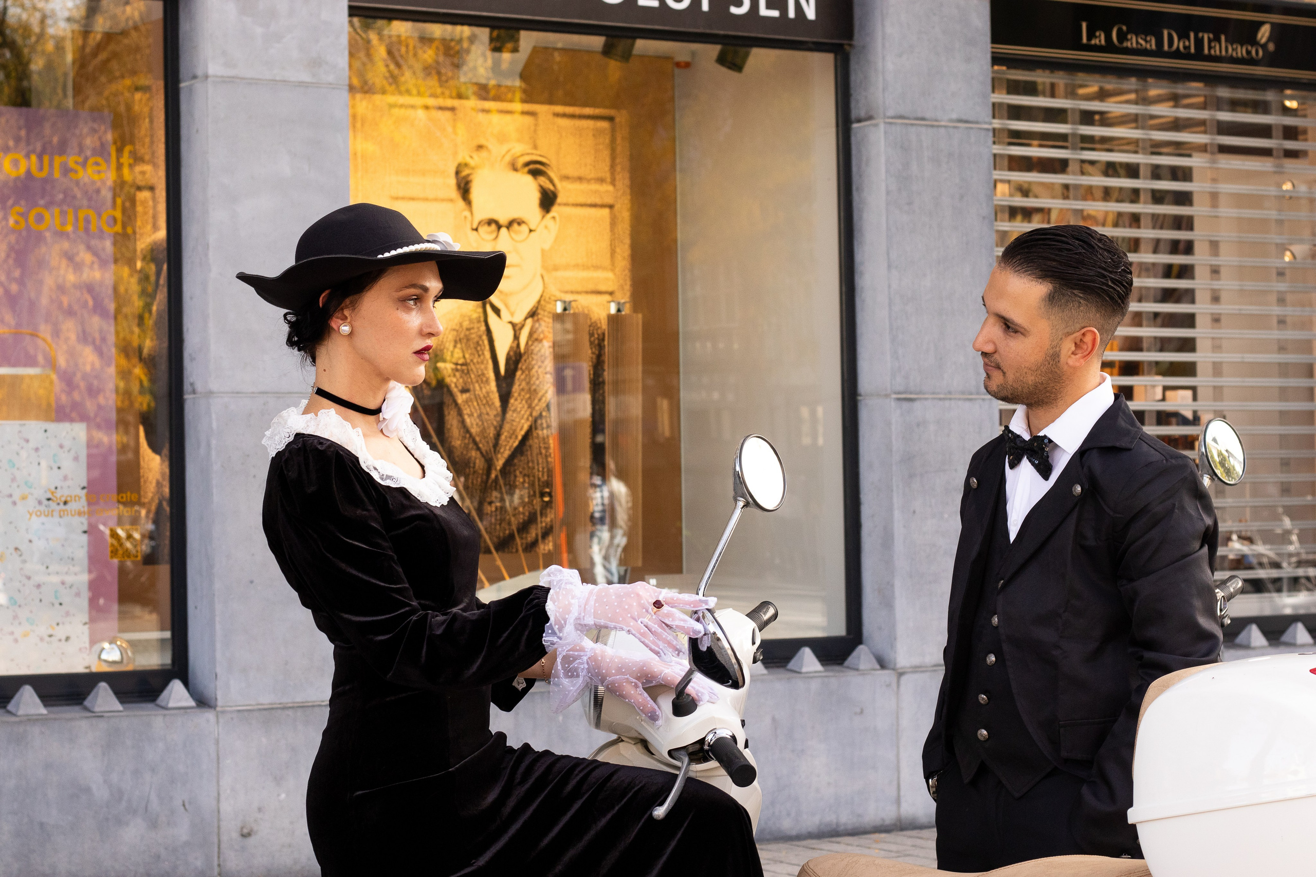 Retro love shoot. Family, Children and Business photographer in Belgium