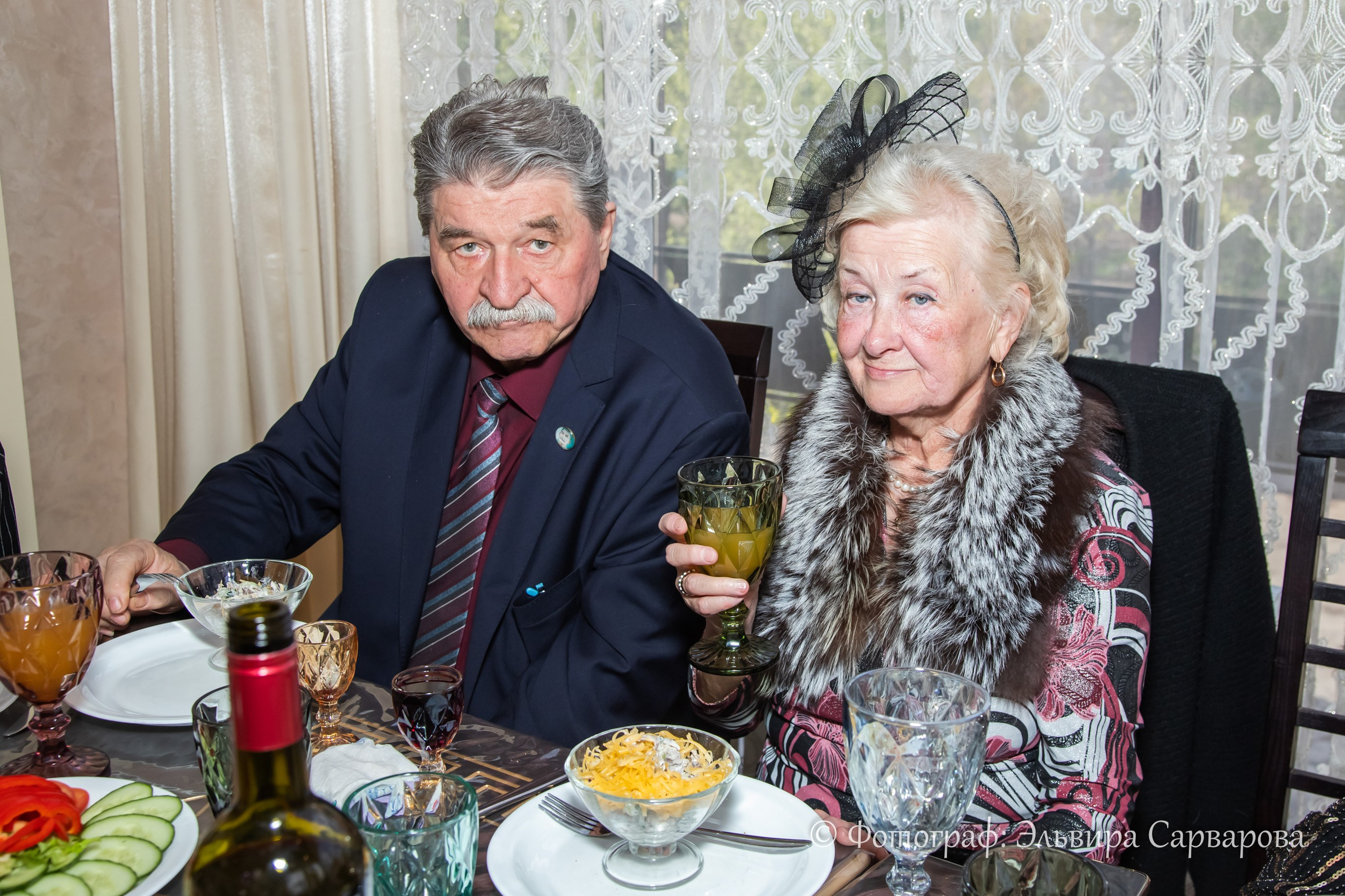 Гангстерская вечеринка в стиле 1920-х. Репортажный Фотограф