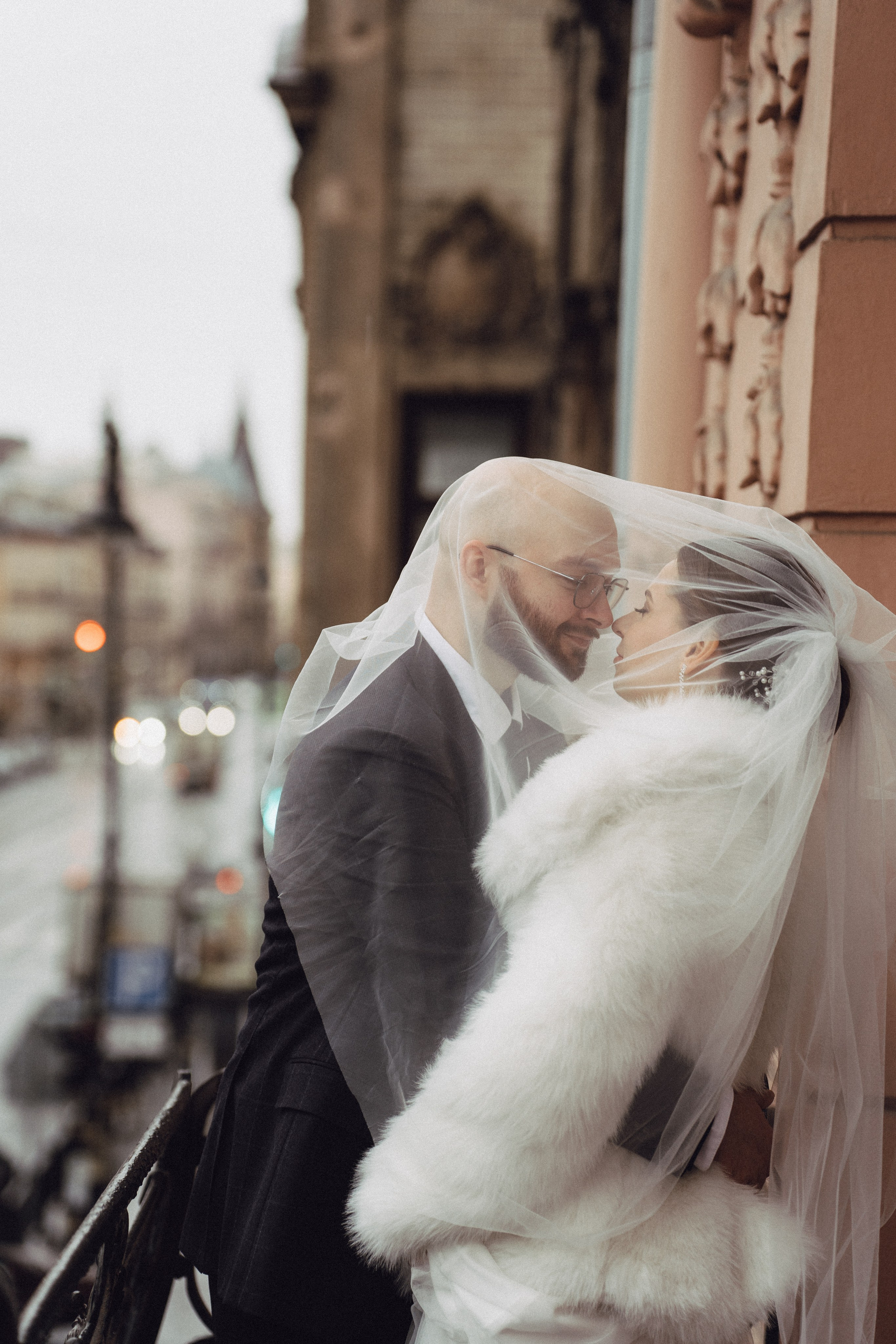 СВАДЕБНАЯ СЬЕМКА ВО ВТОРОМ ДВОРЦЕ (ДЕКАБРЬ) ТАКЖЕ СЬЕМКА В СТУДИИ НА ЧЕРНЫШЕВСКОЙ. Профессиональный фотограф, Санкт-Петербург — Виктория Богомолова
