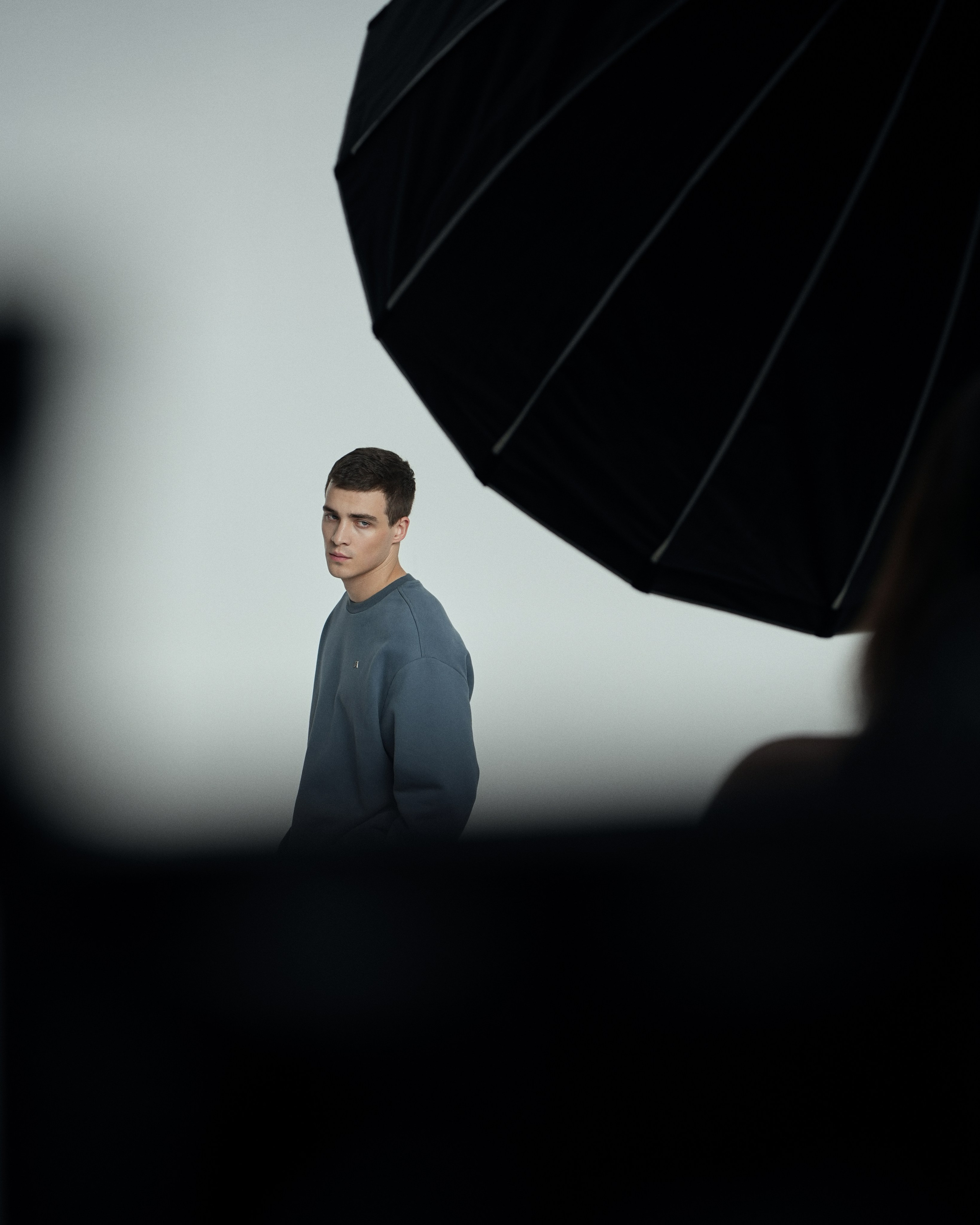 PAVILION 25. ANNA — PHOTOGRAPHER