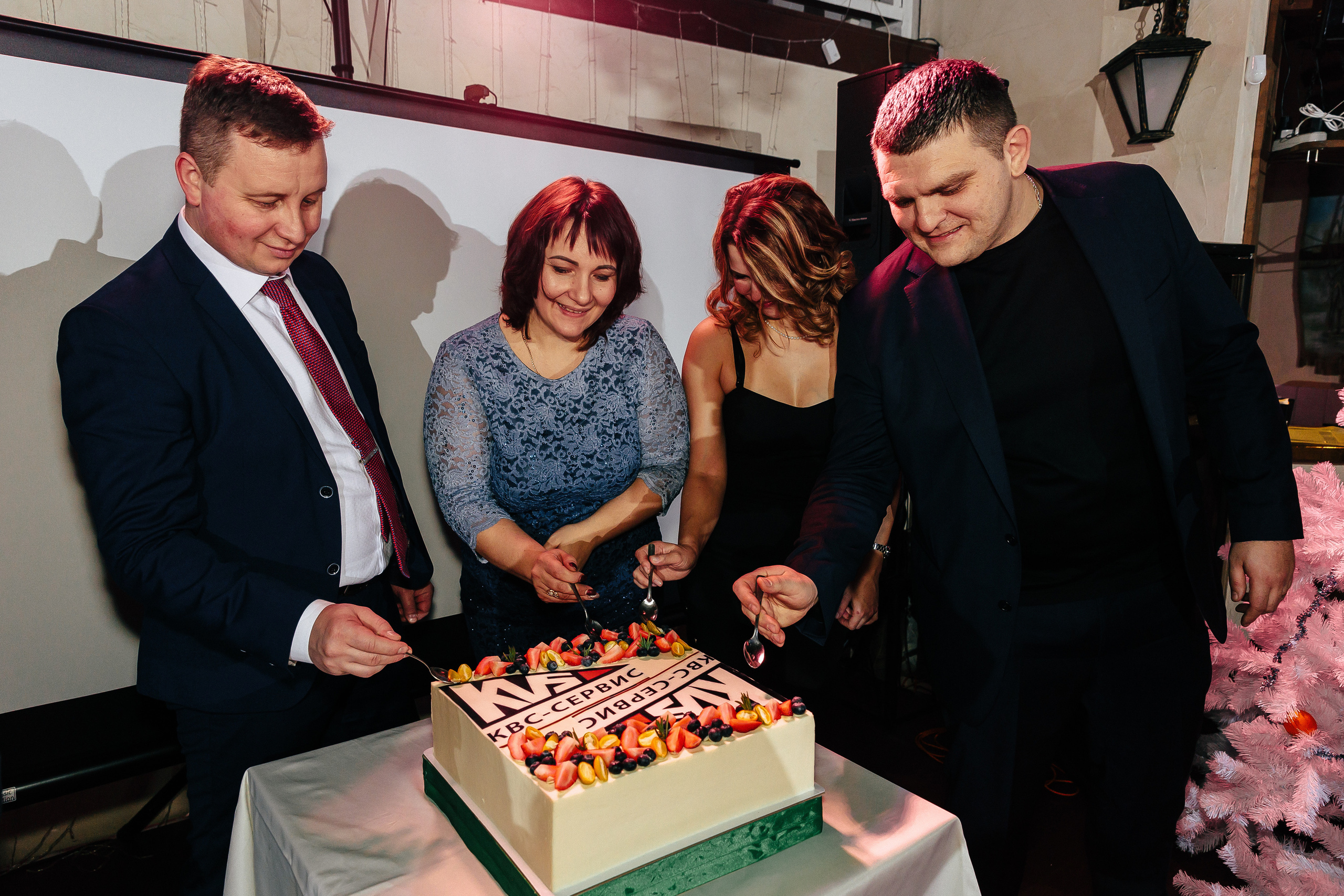 Фотограф на корпоратив, мероприятие в Петербурге. Репортажная фотосъемка праздников и мероприятий в Санкт-Петербурге