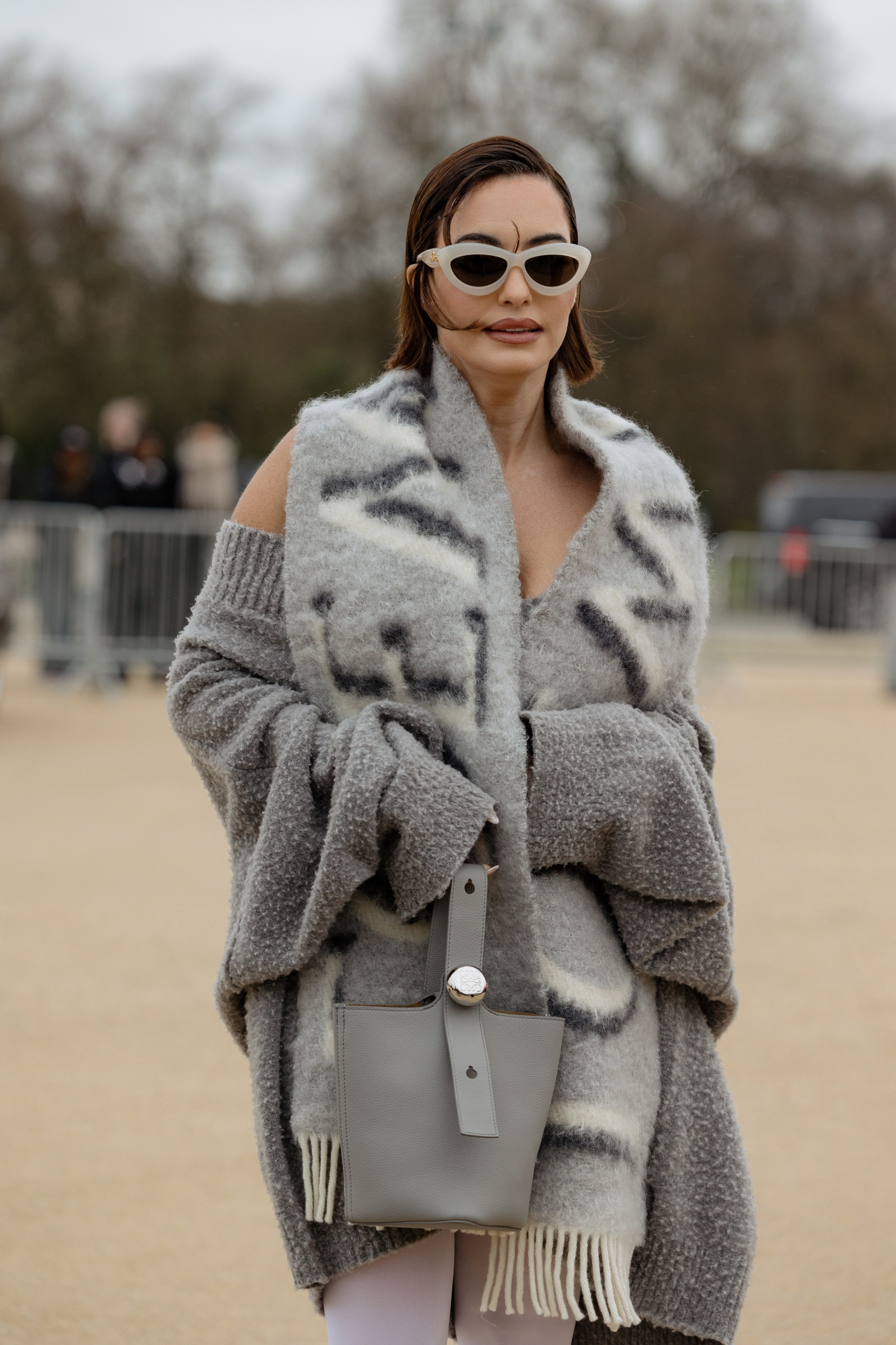 LOEWE PFW WOMENSWEAR FALL-WINTER 24/25. Photographer in Milan Ivan Goncharov