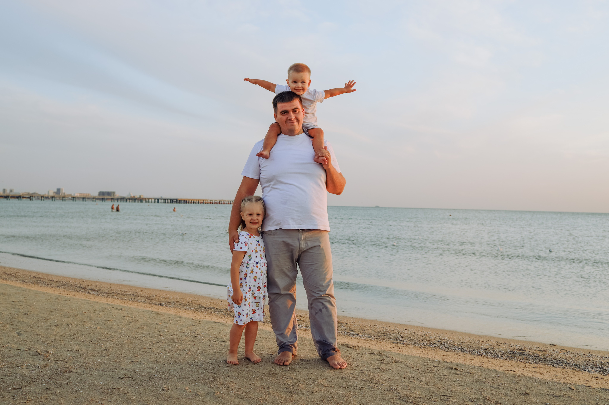 Александр. Главная