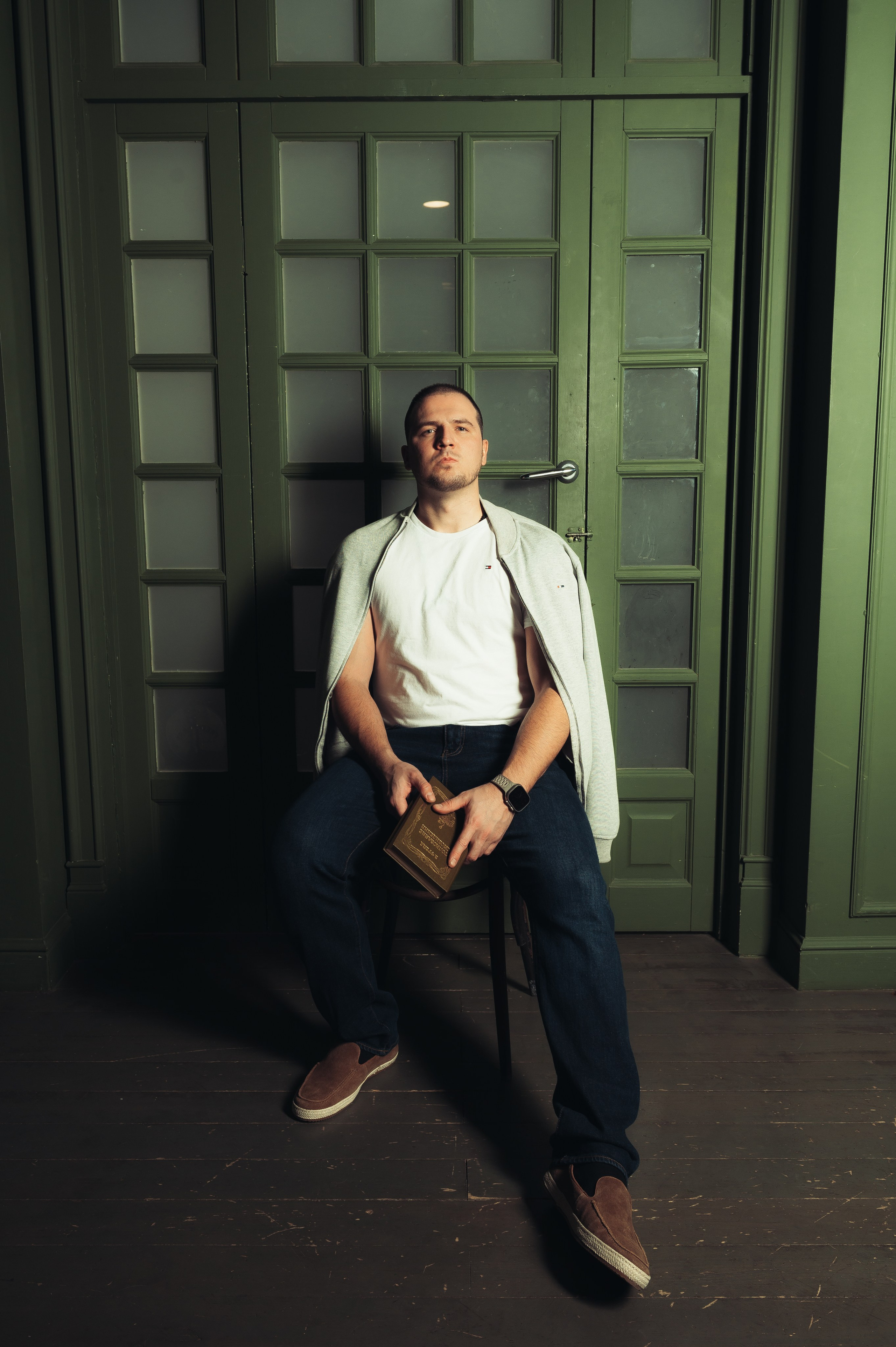 Никита Пустовалов — портретная съёмка. Иван Кубик — фотограф и видеограф