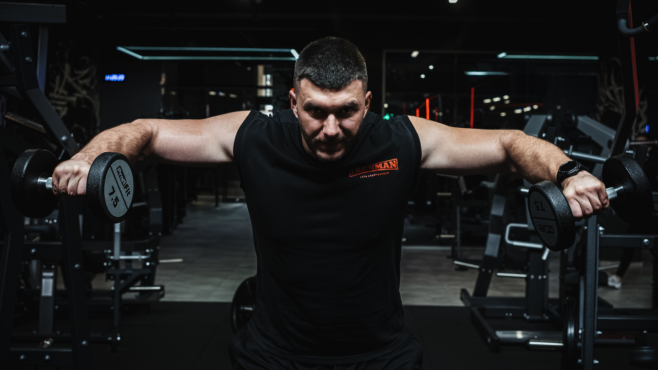 Контент-съемка для спортзала «IRONMAN». Коммерческий и Портретный Фотограф Симферополь Крым Максим Махо