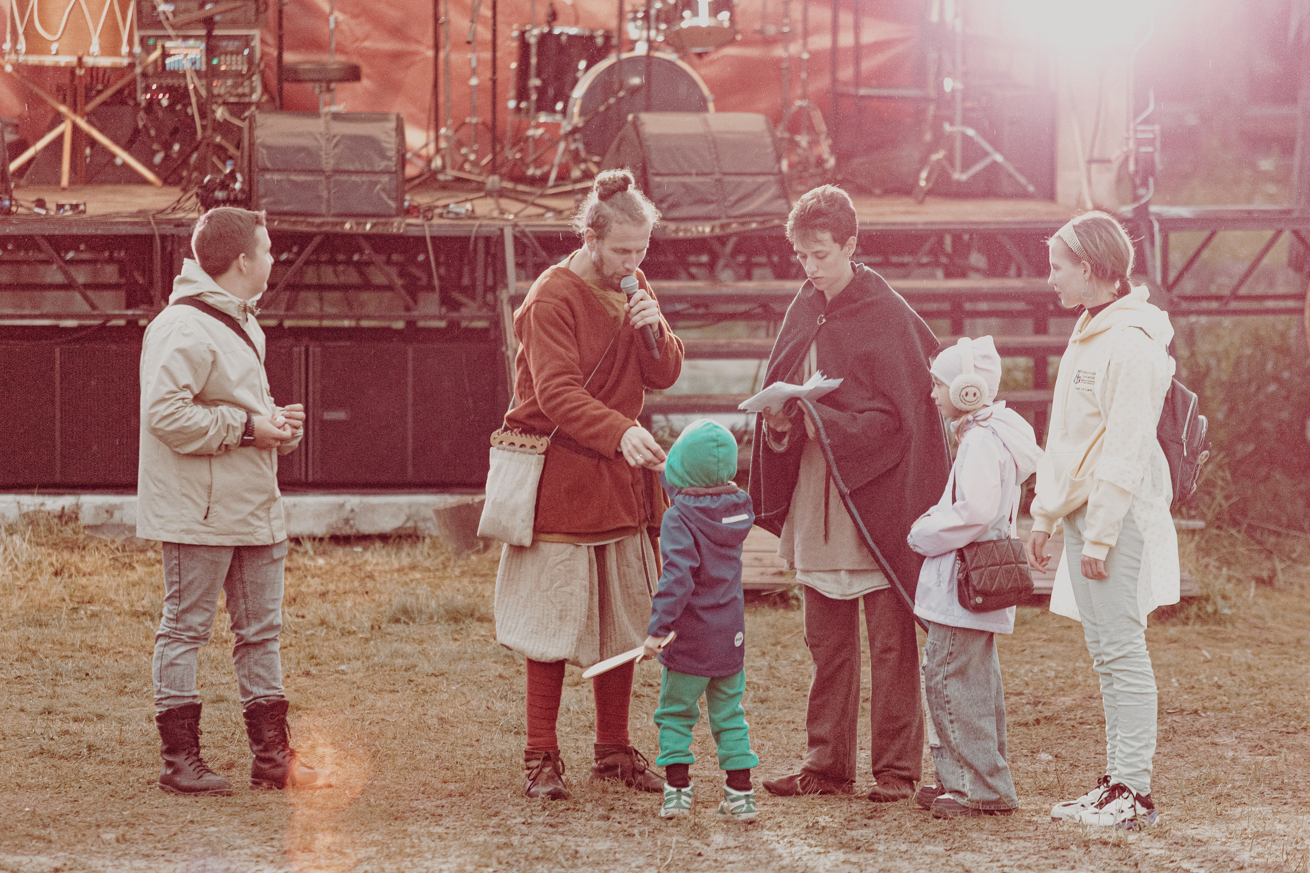 Фестиваль «Абалакское поле» XVI. Арт-фотограф Крис Л. в Тобольске: портрет, семейные, свадьбы
