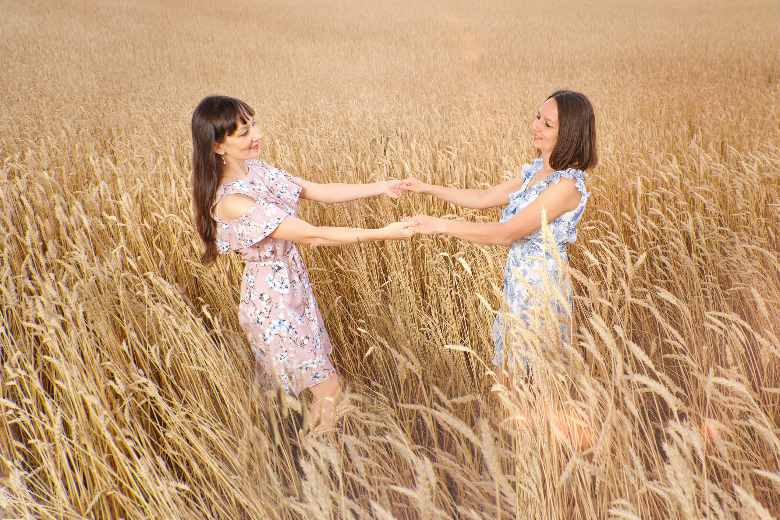 Летняя фотосессия на природе, в лесу, на улице. Семейная с детьми