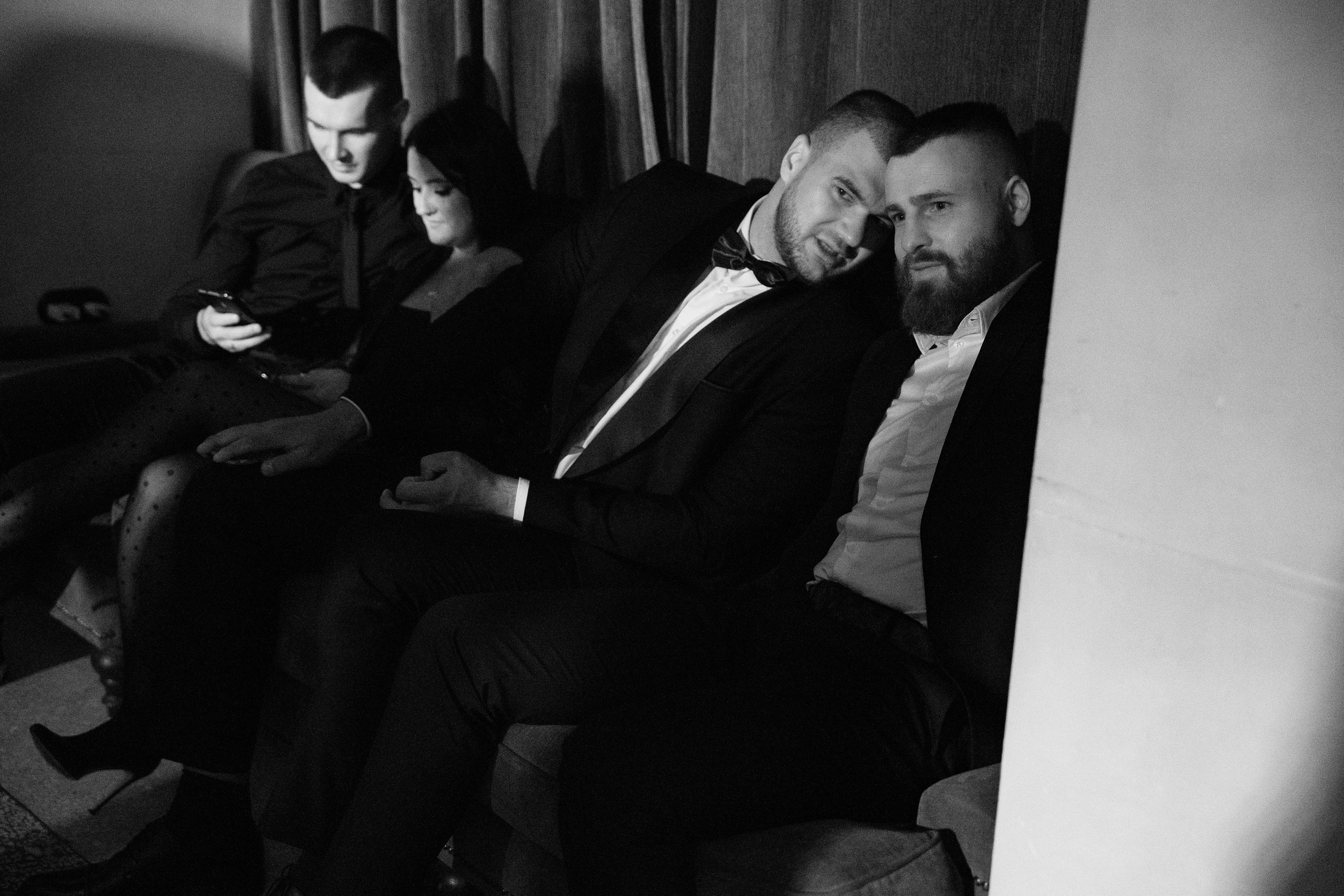 Свадьба в сошиал клабе. Свадебный фотограф организатор в Санкт-Петербурге Ассоль Опарина