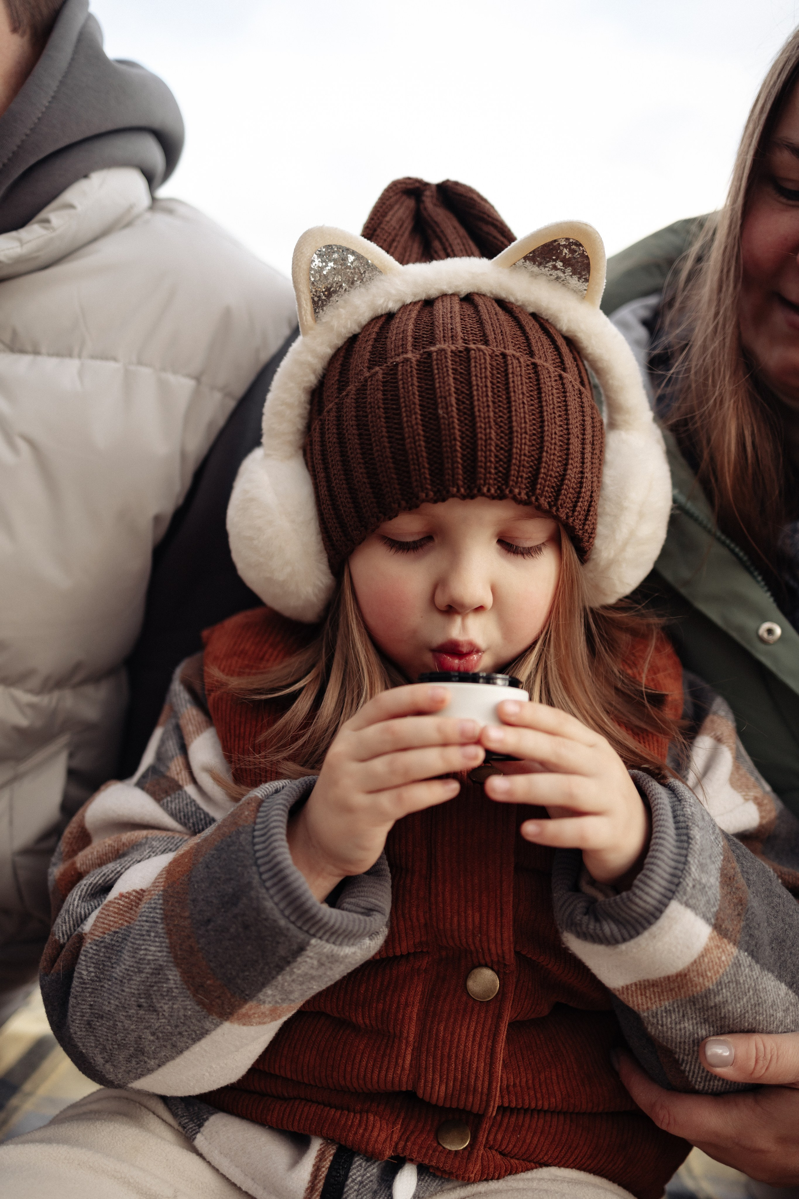 Осенняя прогулка в парке. Женя, Таня, Лера и Сэм. Семейный и детский фотограф в Москве Маргарита Сереброва
