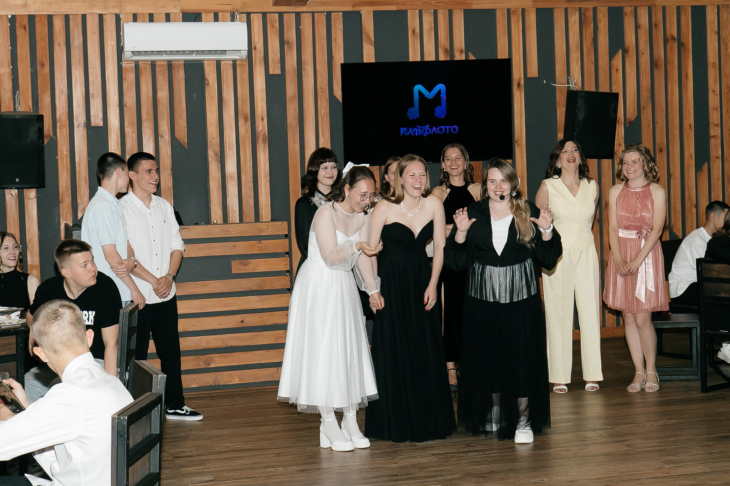 Выпускной в Zima&leto park. Семейный и школьный фотограф в Тюмени Елена Бузиновская