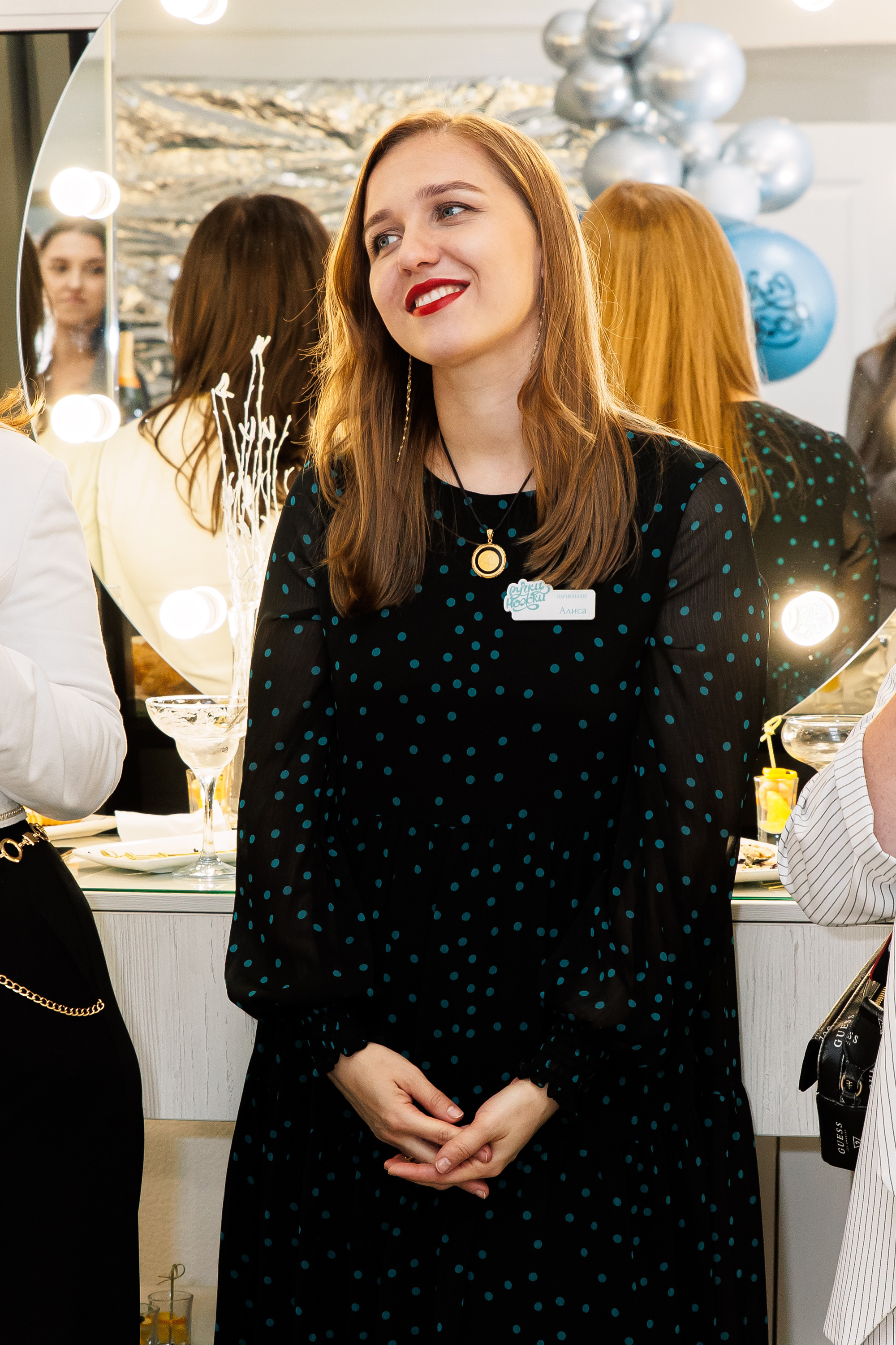 РУЧКИ НОЖКИ [ОФИЦИАЛЬНОЕ ОТКРЫТИЕ]. СВОИ. ФОТООТЧЕТЫ-СОБЫТИЯ-МЕСТА