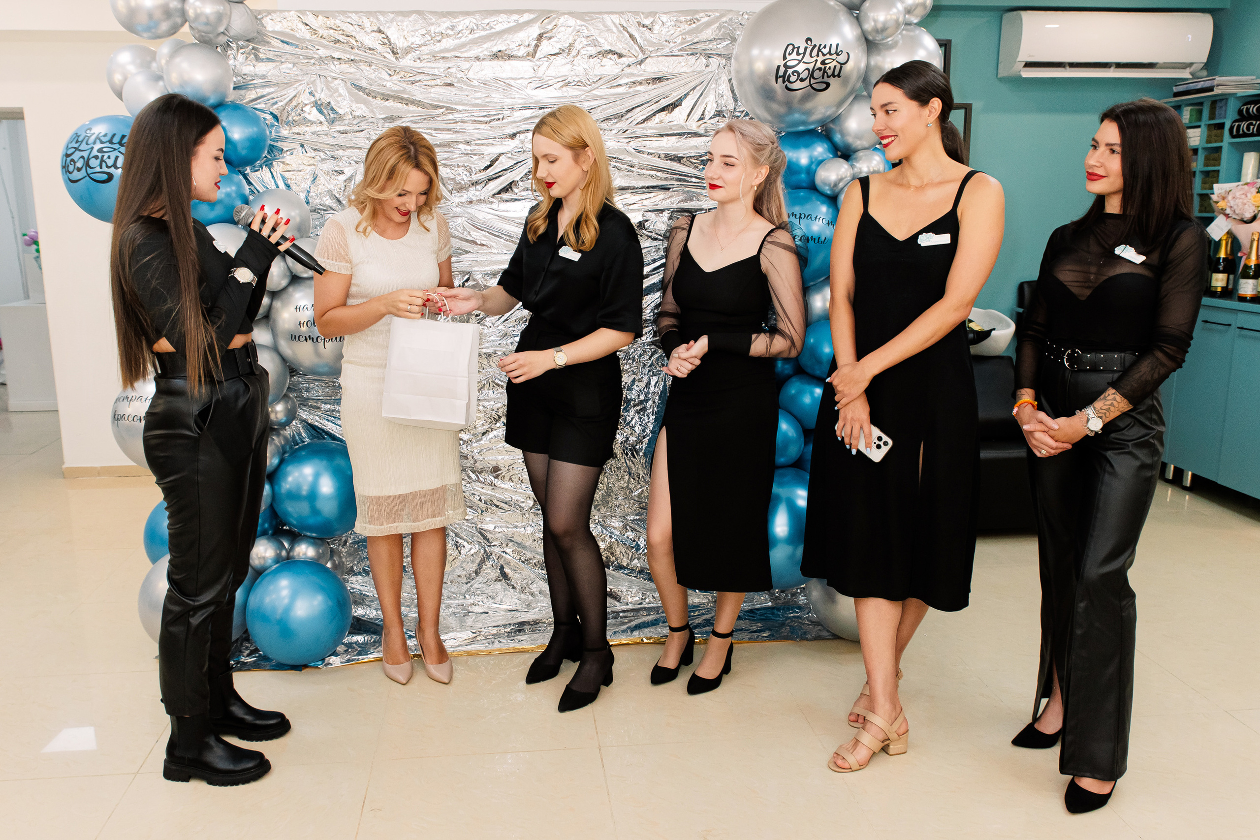 РУЧКИ НОЖКИ [ОФИЦИАЛЬНОЕ ОТКРЫТИЕ]. СВОИ. ФОТООТЧЕТЫ-СОБЫТИЯ-МЕСТА