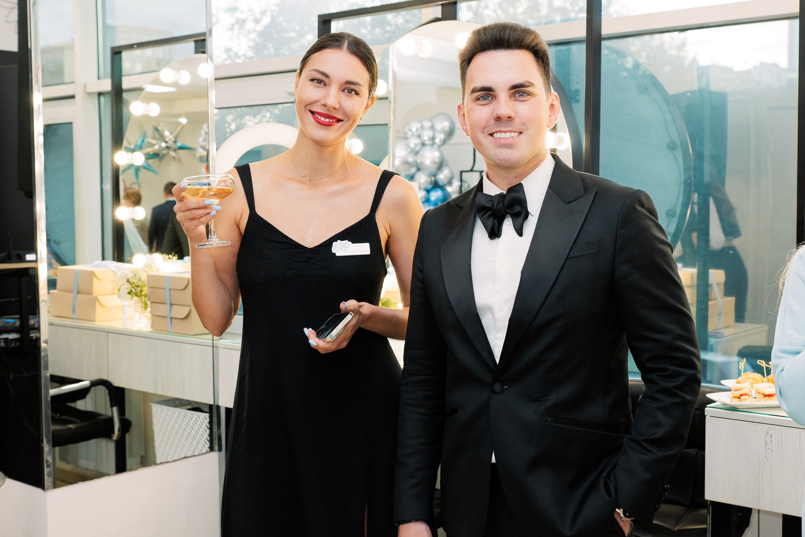 РУЧКИ НОЖКИ [ОФИЦИАЛЬНОЕ ОТКРЫТИЕ]. СВОИ. ФОТООТЧЕТЫ-СОБЫТИЯ-МЕСТА