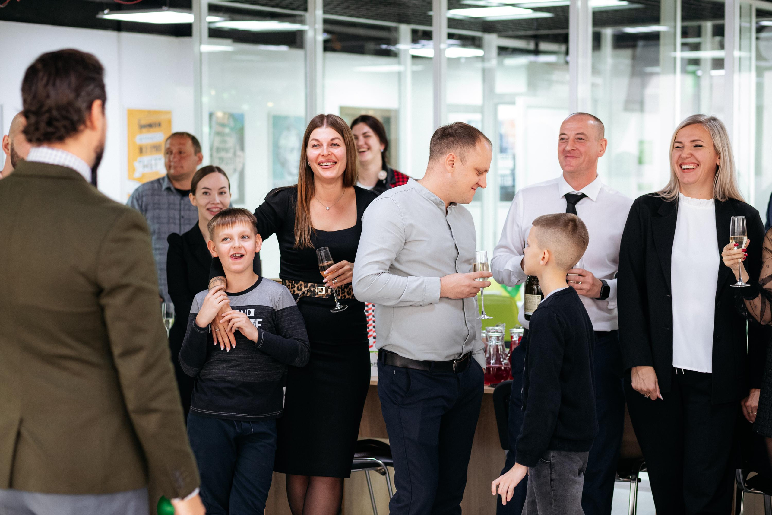 РРК «РОДИНА» [Открытие нового офиса]. СВОИ. ФОТООТЧЕТЫ-СОБЫТИЯ-МЕСТА