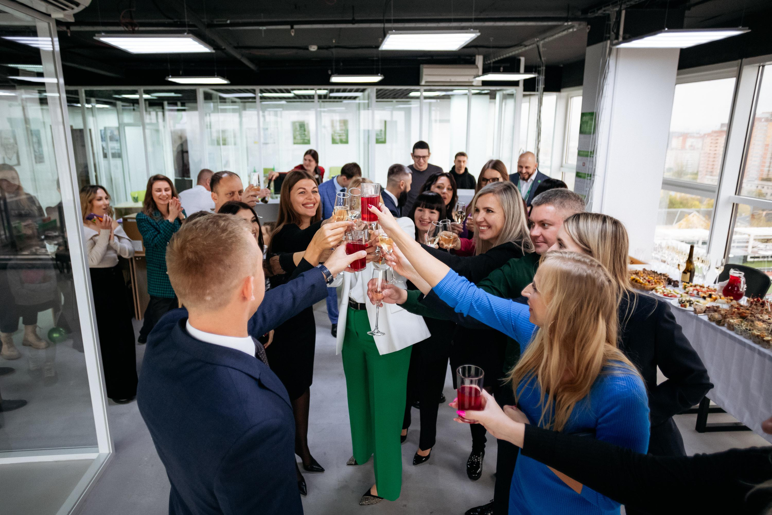 РРК «РОДИНА» [Открытие нового офиса]. СВОИ. ФОТООТЧЕТЫ-СОБЫТИЯ-МЕСТА