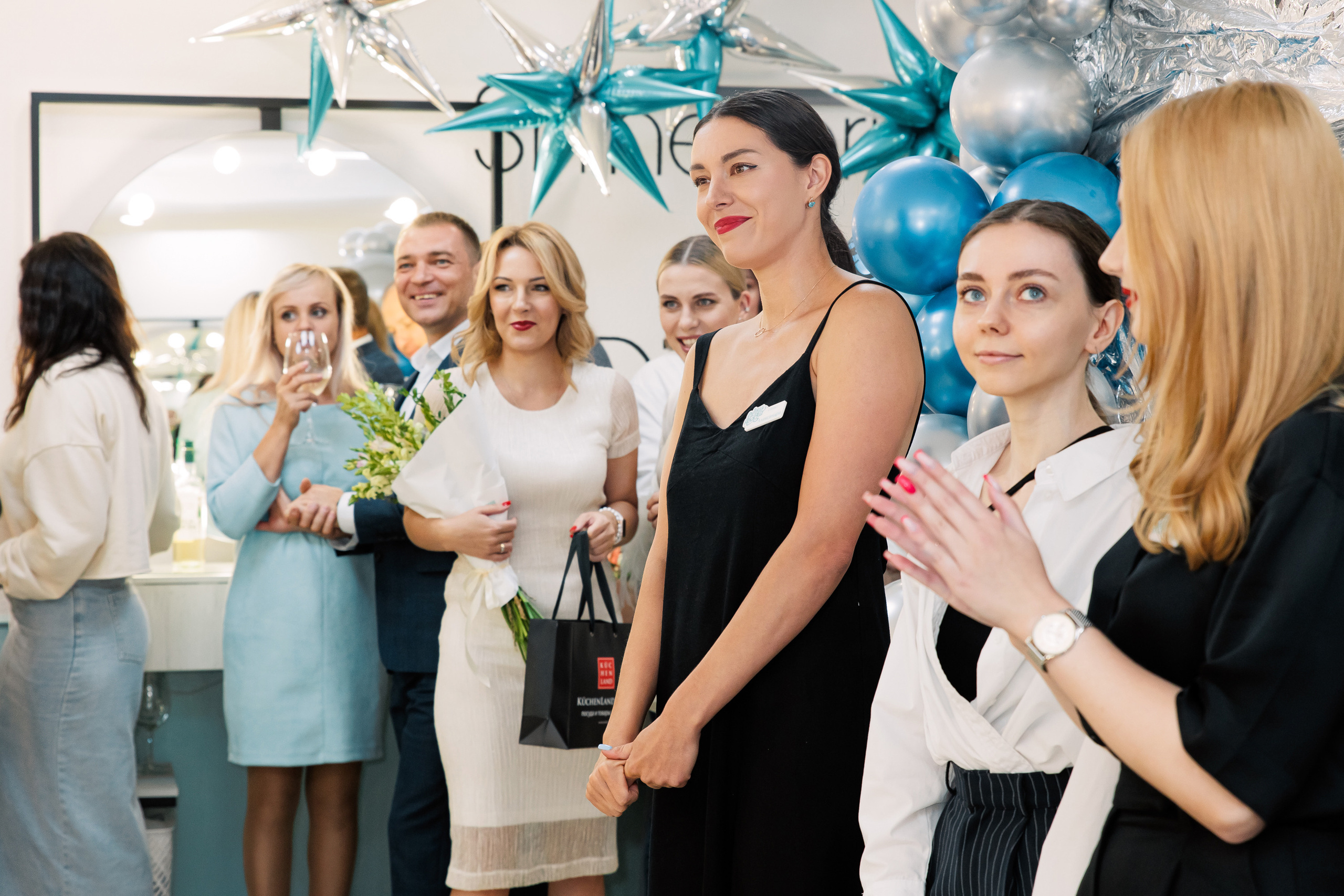 РУЧКИ НОЖКИ [ОФИЦИАЛЬНОЕ ОТКРЫТИЕ]. СВОИ. ФОТООТЧЕТЫ-СОБЫТИЯ-МЕСТА