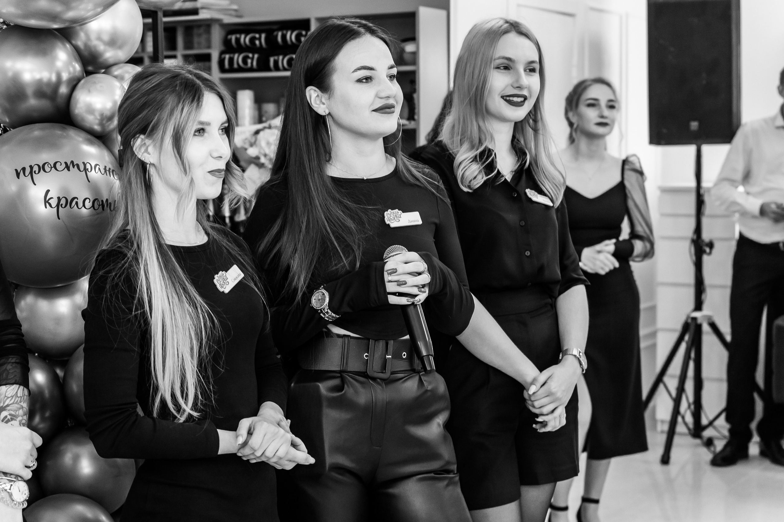 РУЧКИ НОЖКИ [ОФИЦИАЛЬНОЕ ОТКРЫТИЕ]. СВОИ. ФОТООТЧЕТЫ-СОБЫТИЯ-МЕСТА