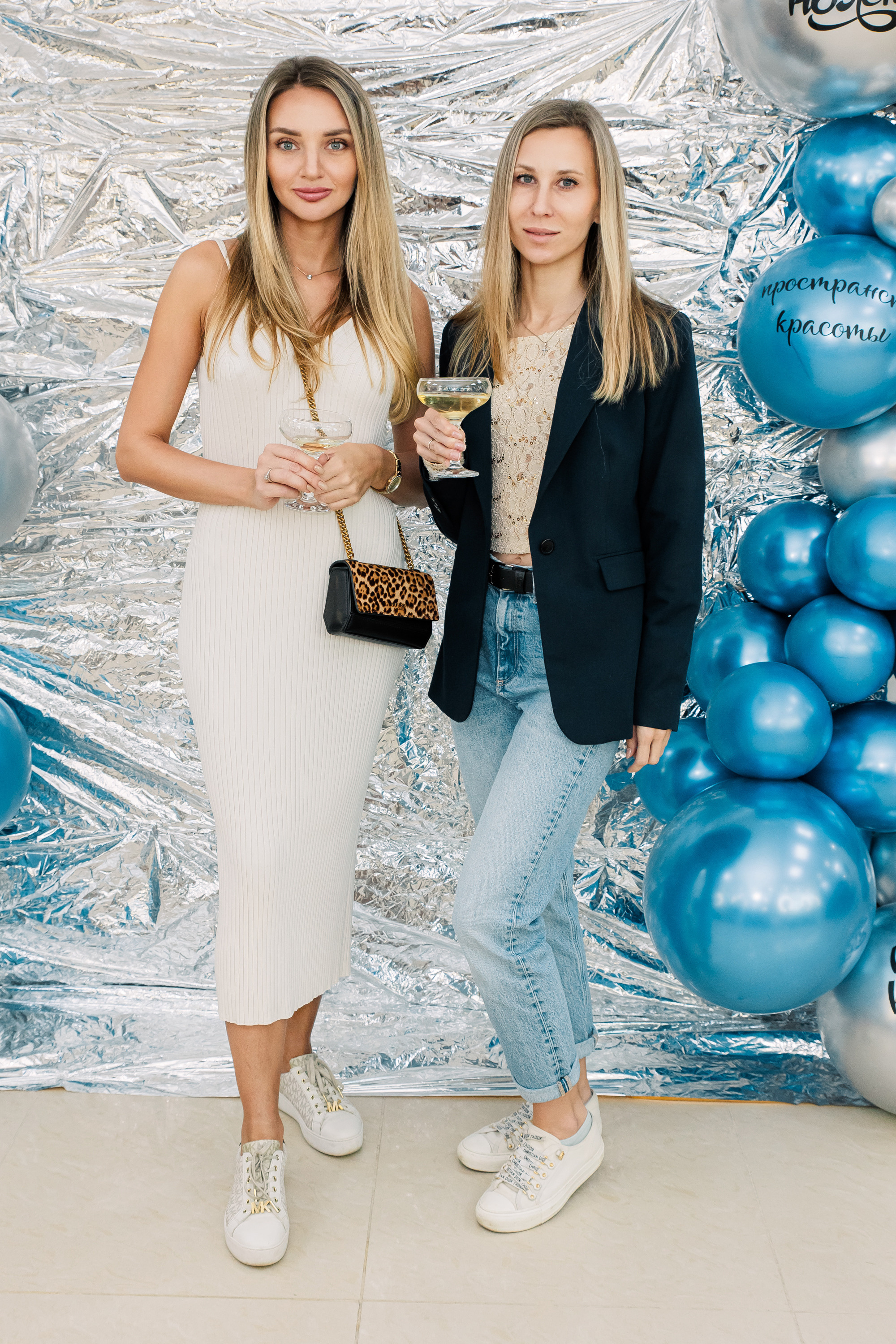 РУЧКИ НОЖКИ [ОФИЦИАЛЬНОЕ ОТКРЫТИЕ]. СВОИ. ФОТООТЧЕТЫ-СОБЫТИЯ-МЕСТА