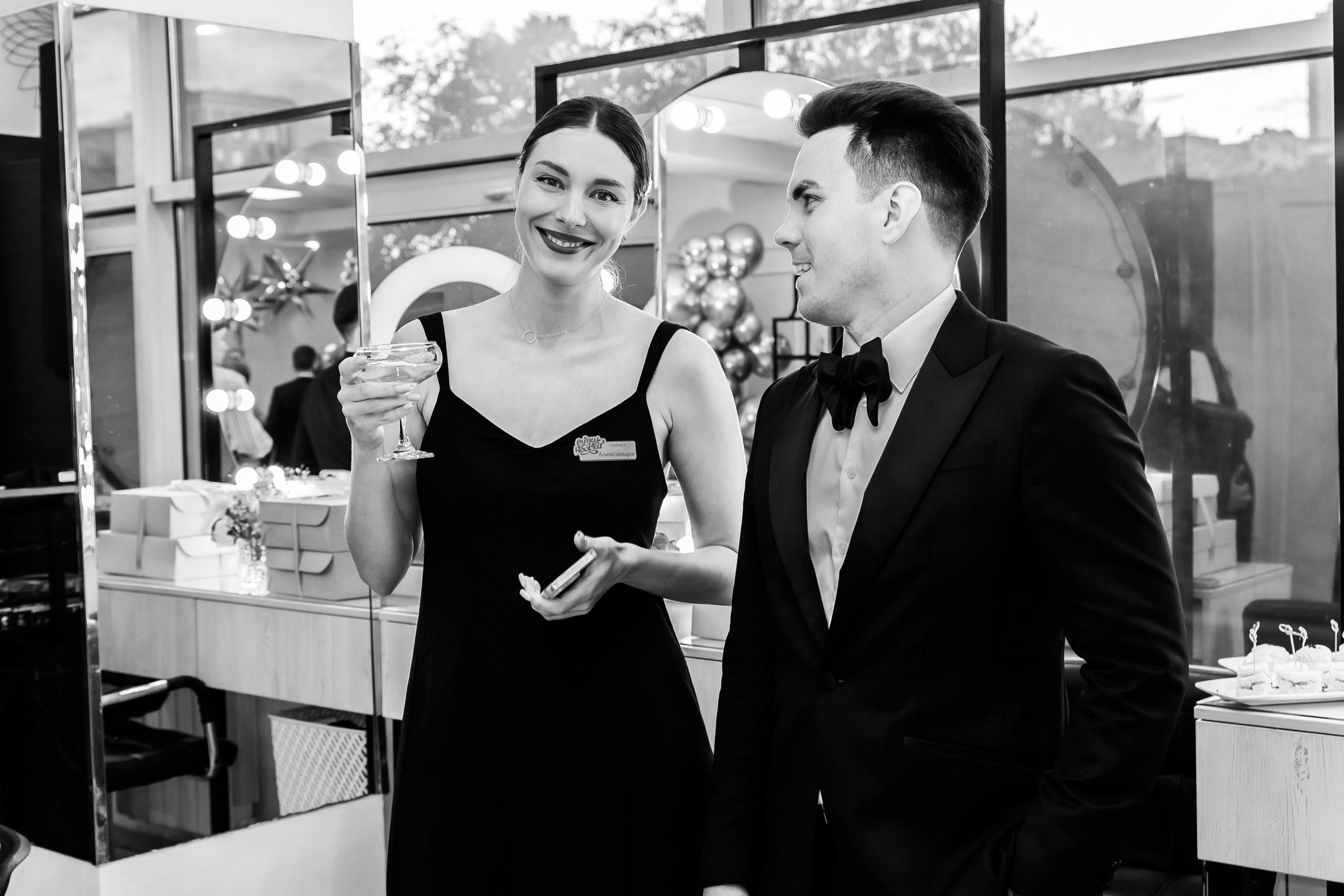 РУЧКИ НОЖКИ [ОФИЦИАЛЬНОЕ ОТКРЫТИЕ]. СВОИ. ФОТООТЧЕТЫ-СОБЫТИЯ-МЕСТА