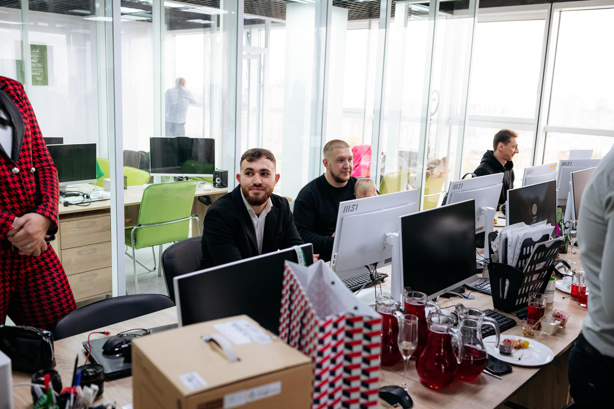 РРК «РОДИНА» [Открытие нового офиса]. СВОИ. ФОТООТЧЕТЫ-СОБЫТИЯ-МЕСТА