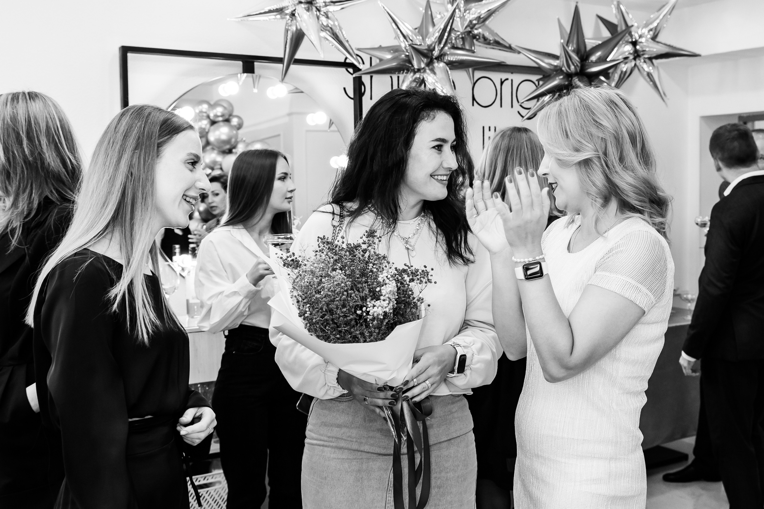 РУЧКИ НОЖКИ [ОФИЦИАЛЬНОЕ ОТКРЫТИЕ]. СВОИ. ФОТООТЧЕТЫ-СОБЫТИЯ-МЕСТА