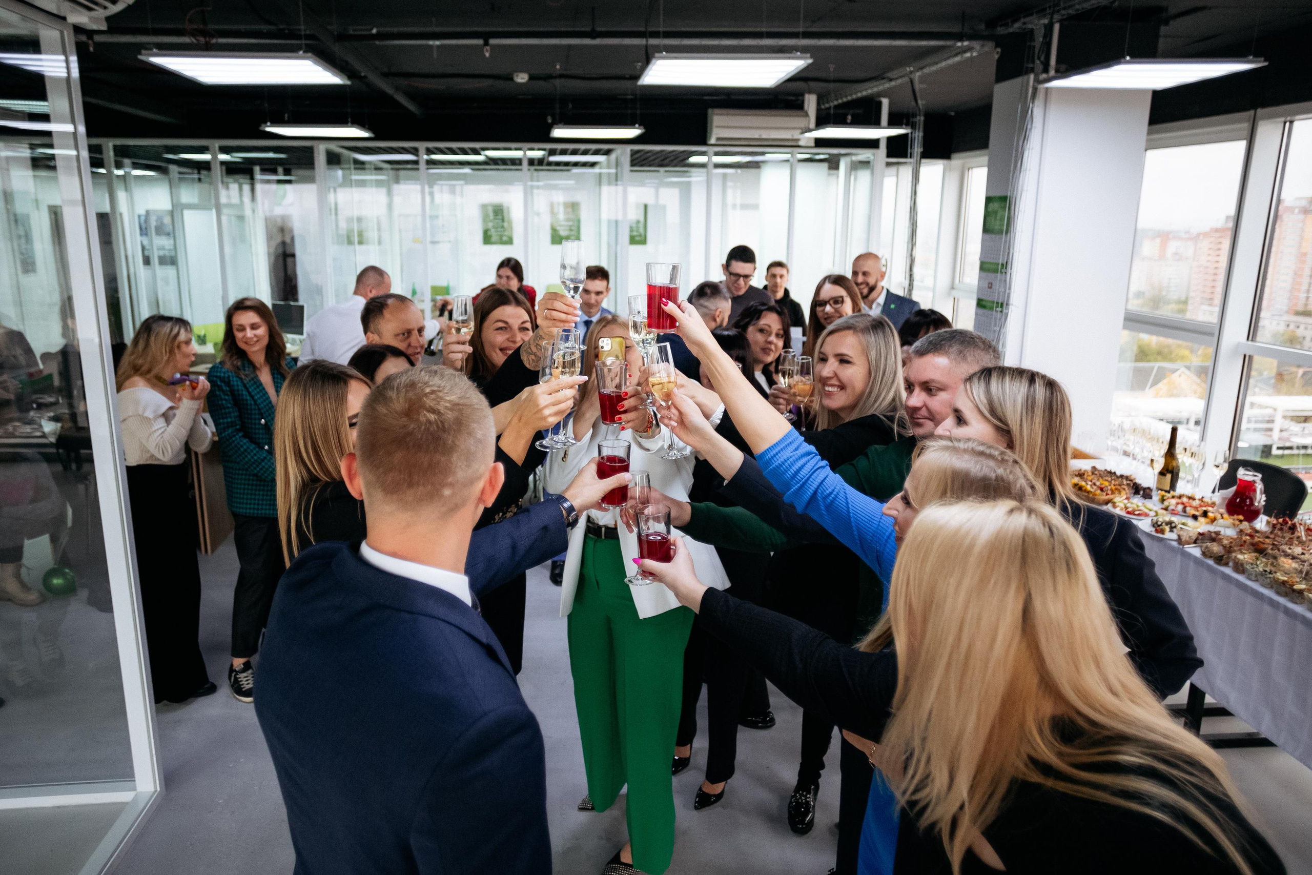 РРК «РОДИНА» [Открытие нового офиса]. СВОИ. ФОТООТЧЕТЫ-СОБЫТИЯ-МЕСТА