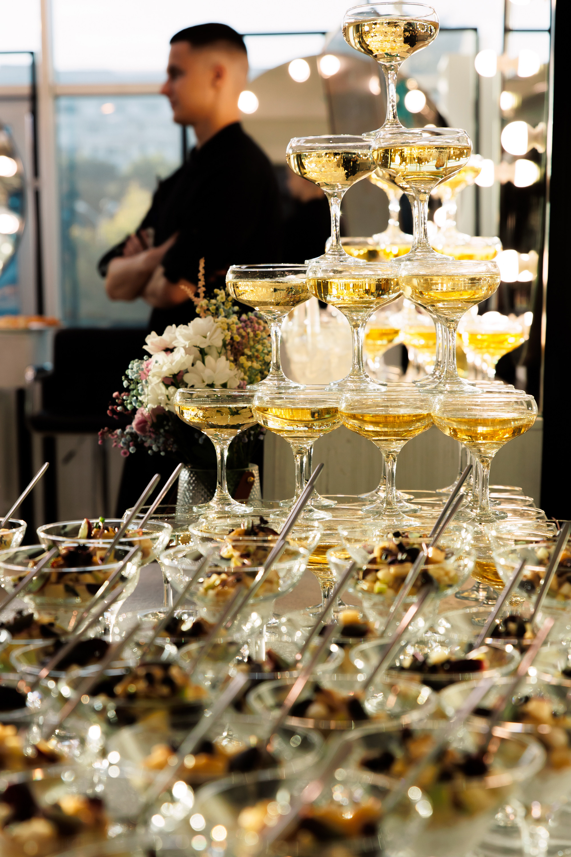 РУЧКИ НОЖКИ [ОФИЦИАЛЬНОЕ ОТКРЫТИЕ]. СВОИ. ФОТООТЧЕТЫ-СОБЫТИЯ-МЕСТА