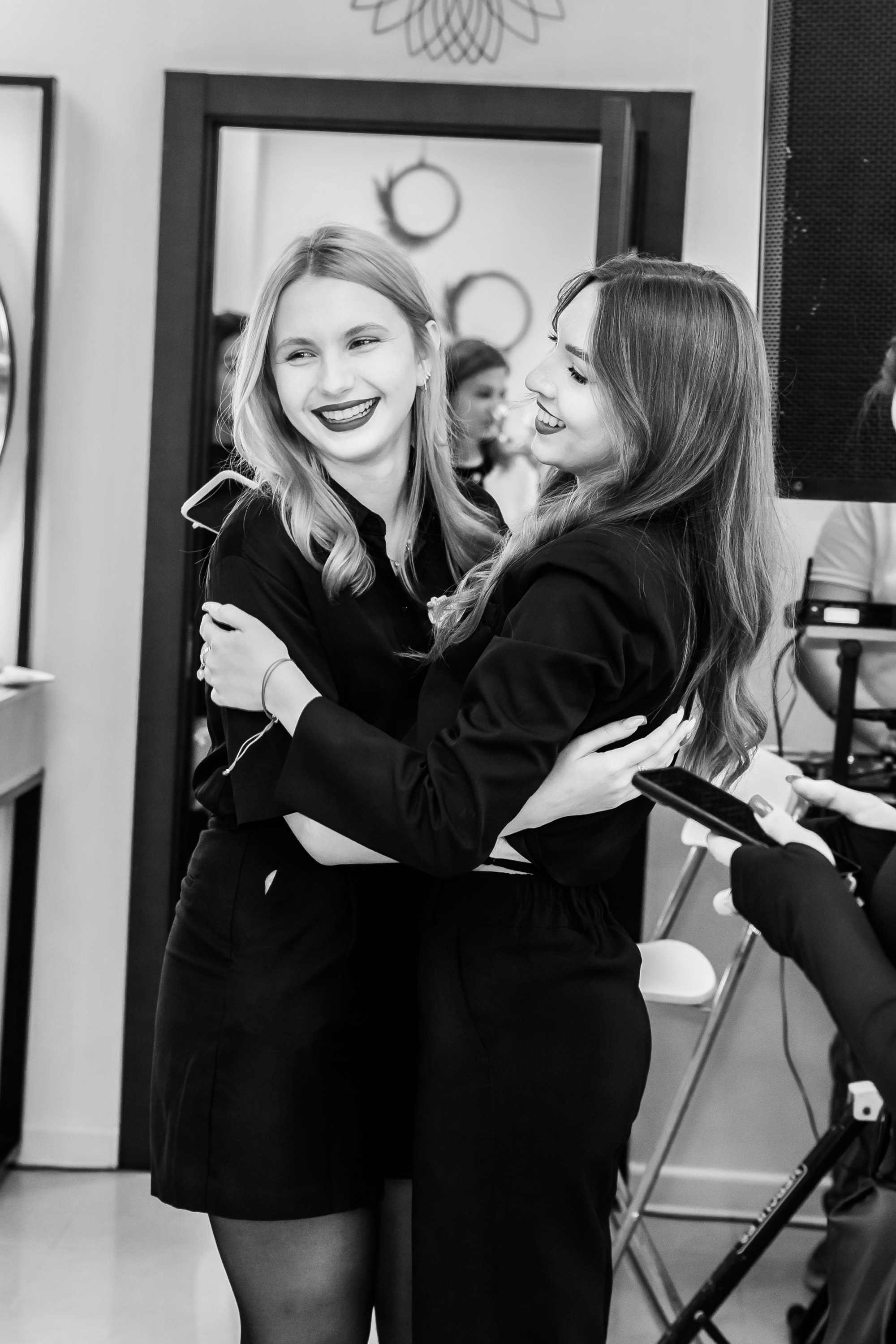 РУЧКИ НОЖКИ [ОФИЦИАЛЬНОЕ ОТКРЫТИЕ]. СВОИ. ФОТООТЧЕТЫ-СОБЫТИЯ-МЕСТА