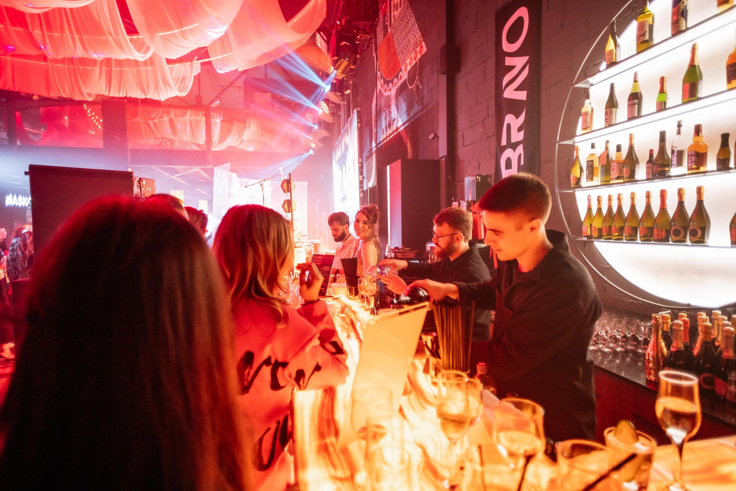 BRAVO.BIRTHDAY.BIG SHOW. СВОИ. ФОТООТЧЕТЫ-СОБЫТИЯ-МЕСТА