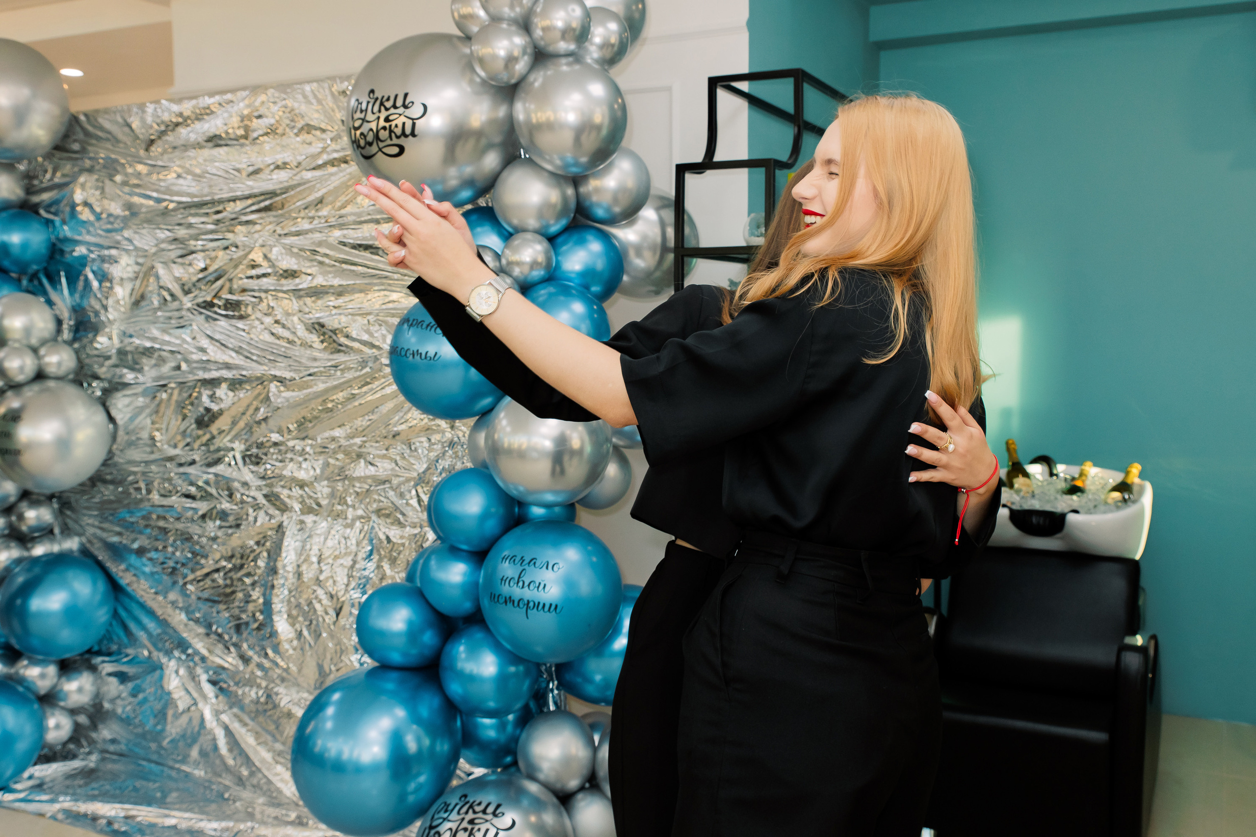 РУЧКИ НОЖКИ [ОФИЦИАЛЬНОЕ ОТКРЫТИЕ]. СВОИ. ФОТООТЧЕТЫ-СОБЫТИЯ-МЕСТА