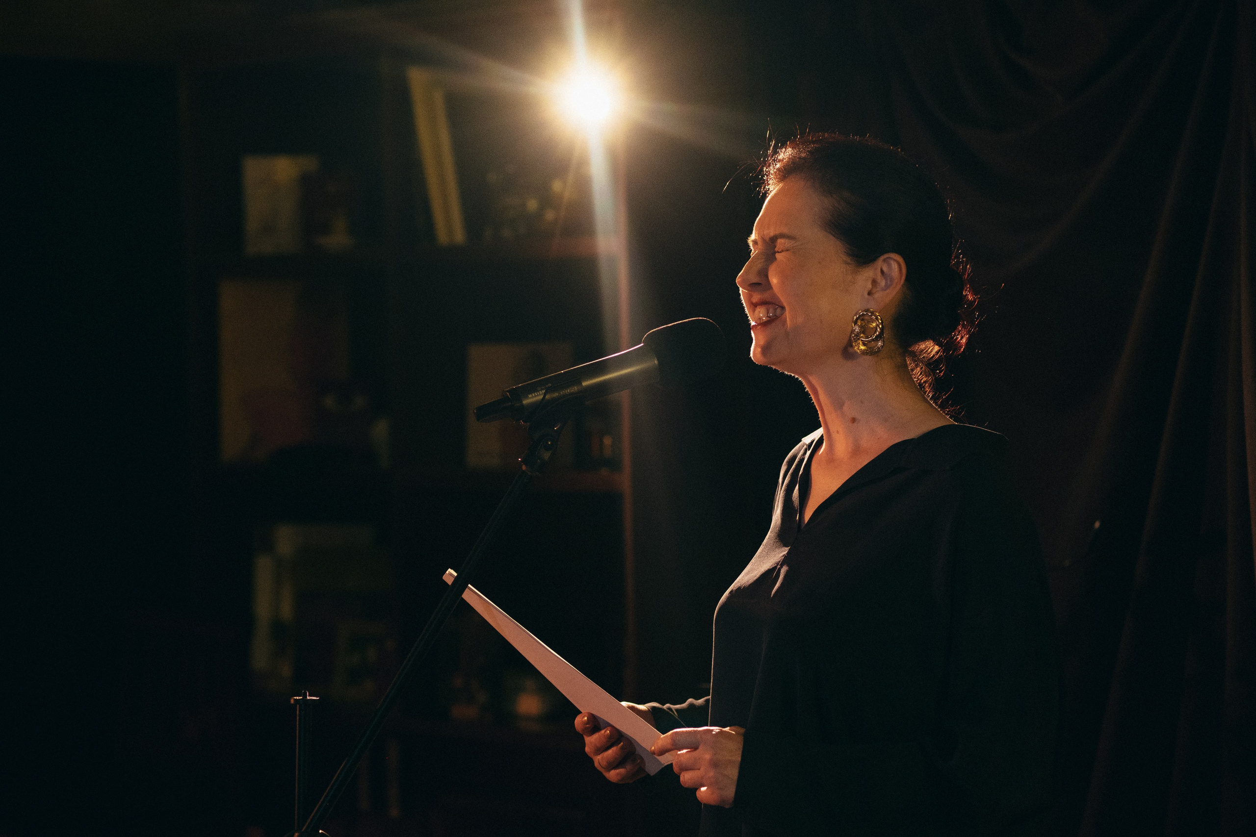 Поэтические встречи «Уютные чтения». Репортажный фотограф в Сочи Екатерина Вежливцева